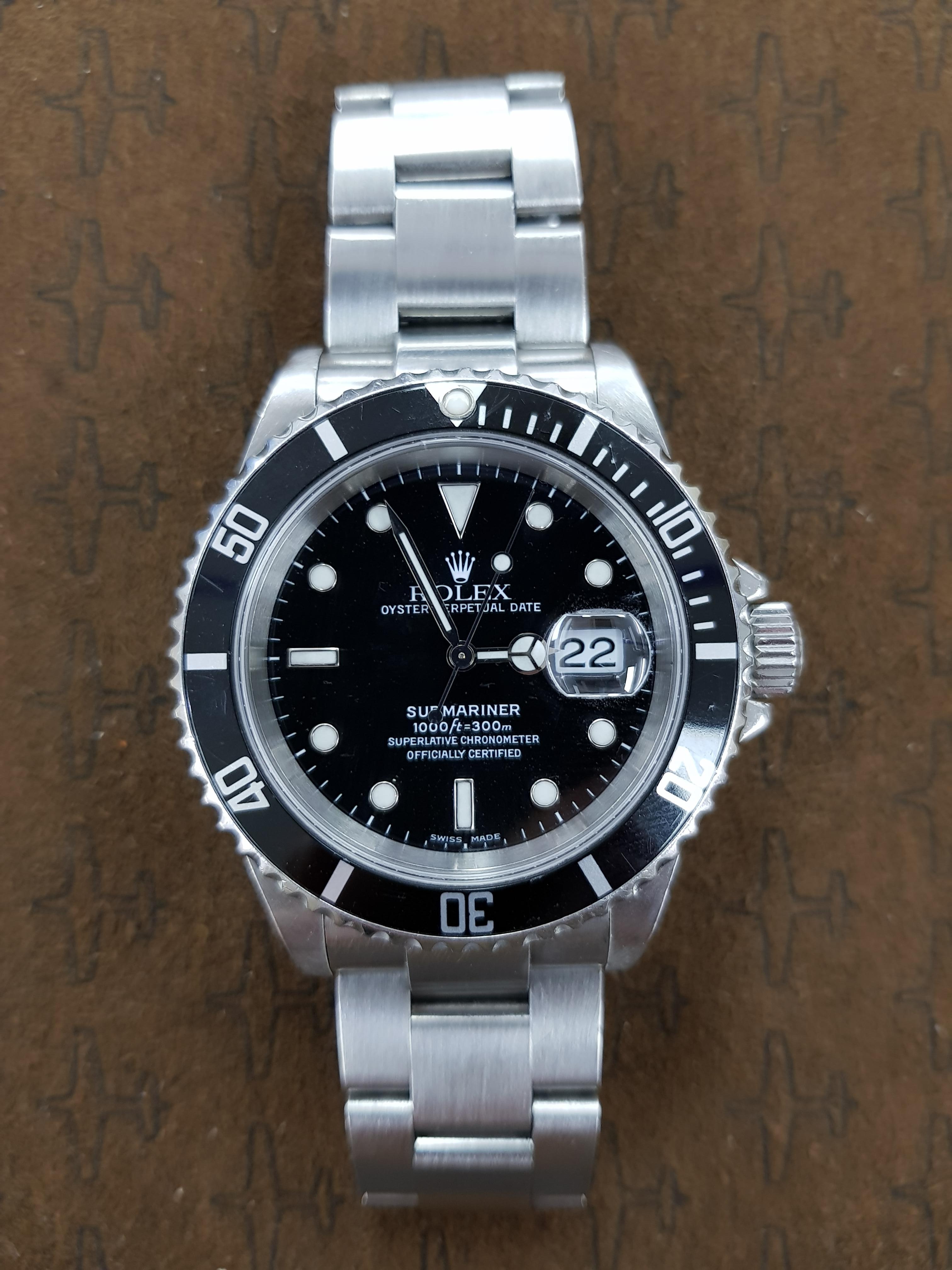 Contemporary Rolex Submariner, Stainless, Model Number 16610, Registered 2008 For Sale