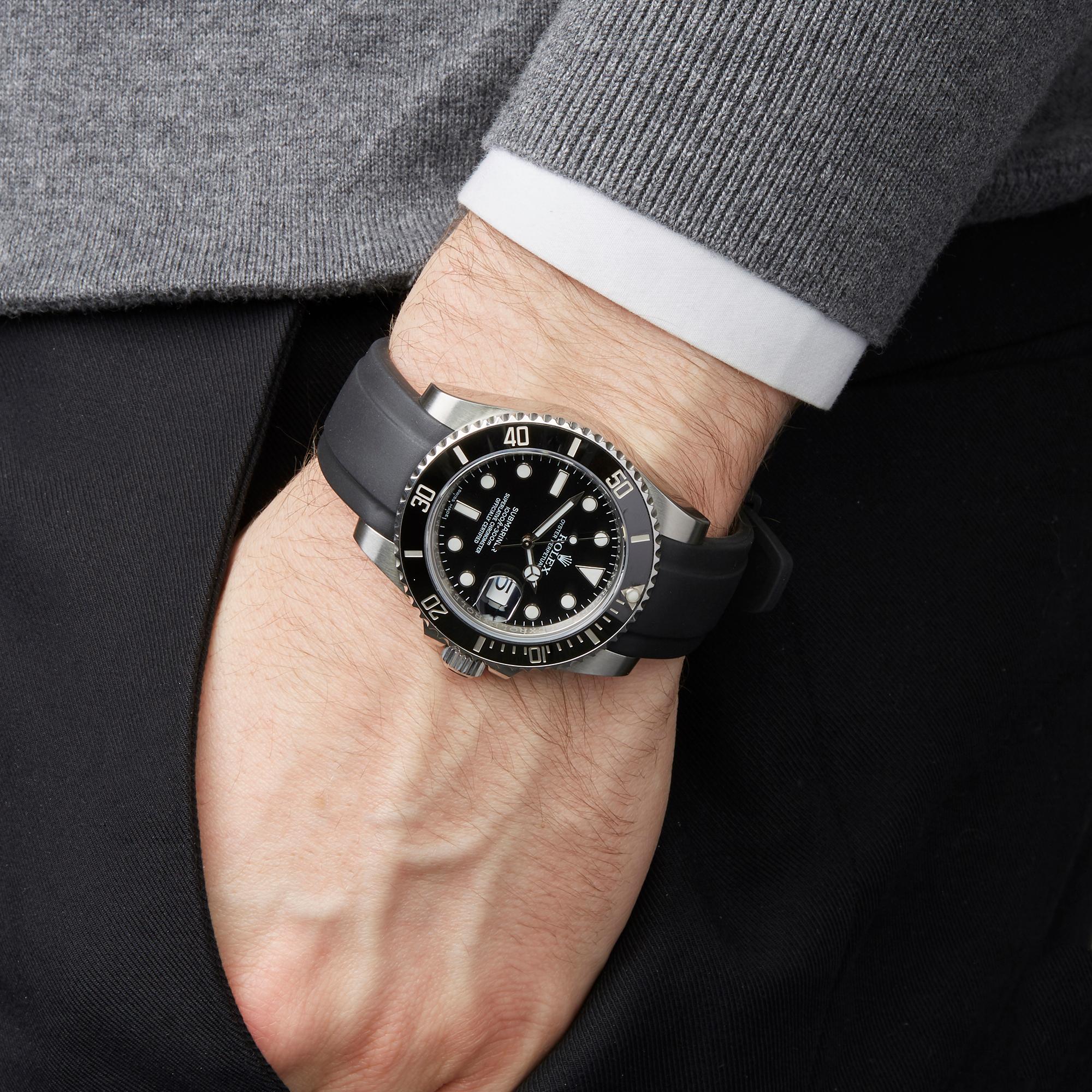Men's Rolex Submariner Stainless Steel 116610LN Wristwatch