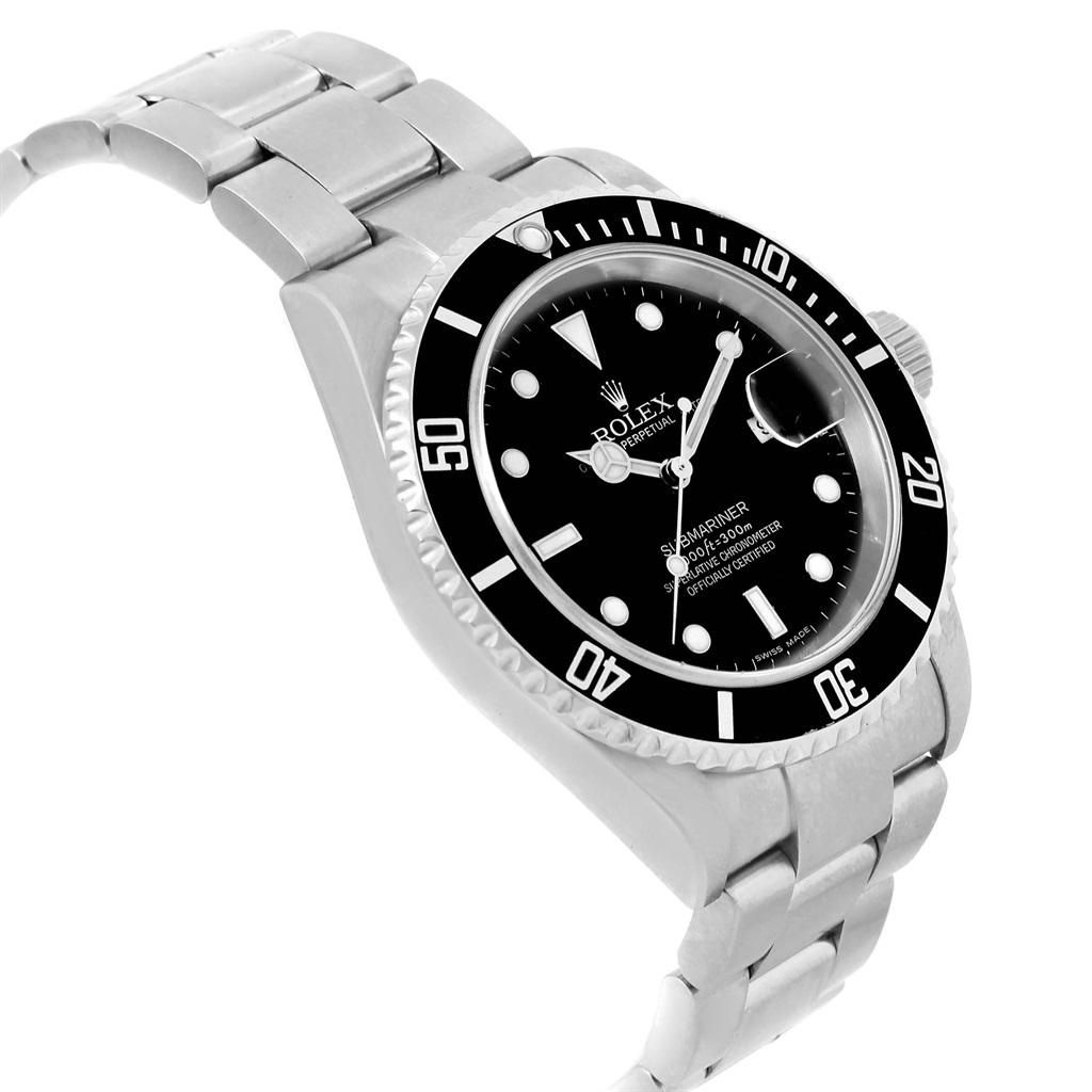 Rolex Submariner 40mm Stainless Steel Mens Watch 16610 Box. Officially certified chronometer self-winding movement. Stainless steel case 40.0 mm in diameter. Rolex logo on a crown. Special time-lapse unidirectional rotating bezel. Scratch resistant