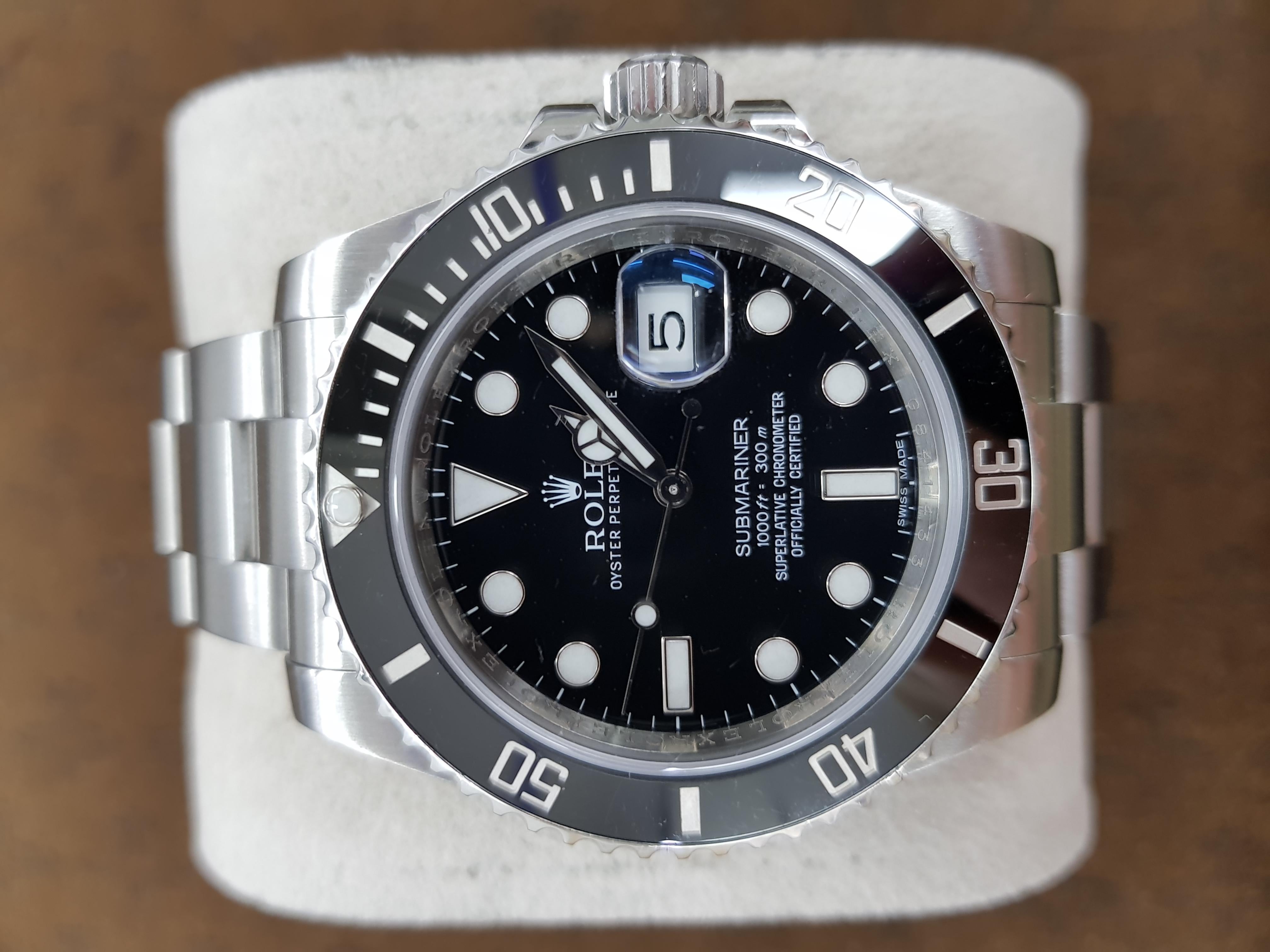 Rolex Submariner, Stainless Steel, Model Number, 116610LN, Registered 2012 In Excellent Condition For Sale In London, GB