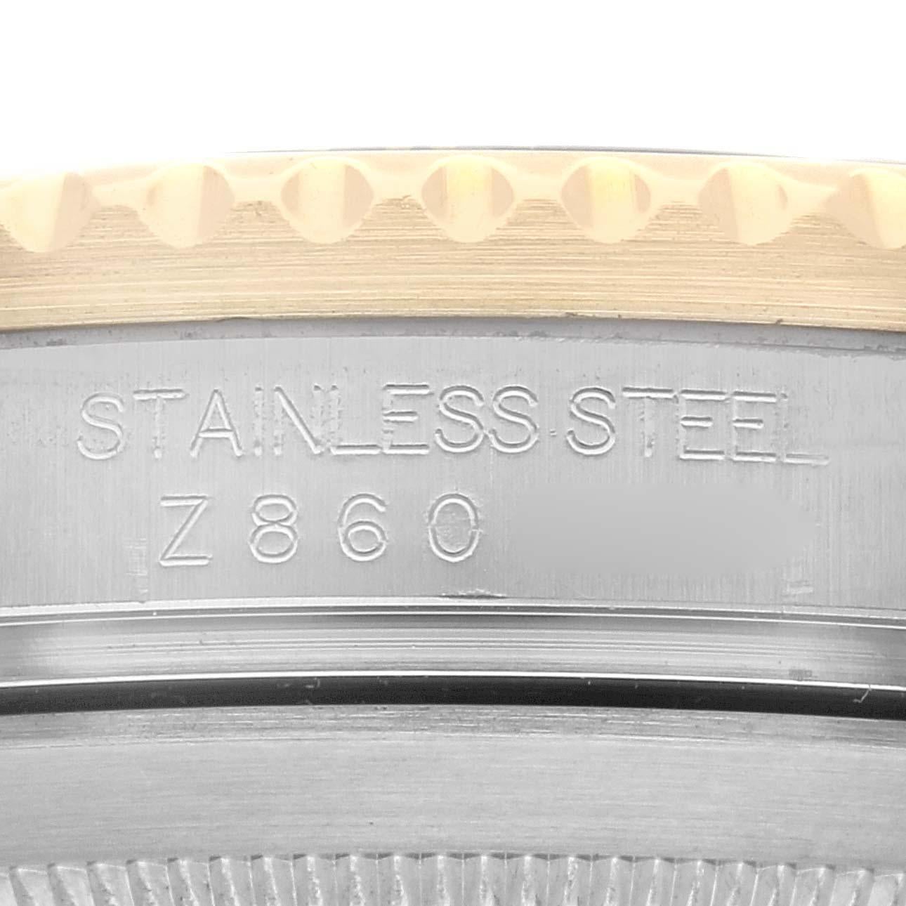 Rolex Submariner Steel Gold Diamond Sapphire Serti Dial Mens Watch 16613. Mouvement automatique à remontage automatique, officiellement certifié chronomètre. Boîtier en acier inoxydable et or jaune 18k de 40 mm de diamètre. Logo Rolex sur la