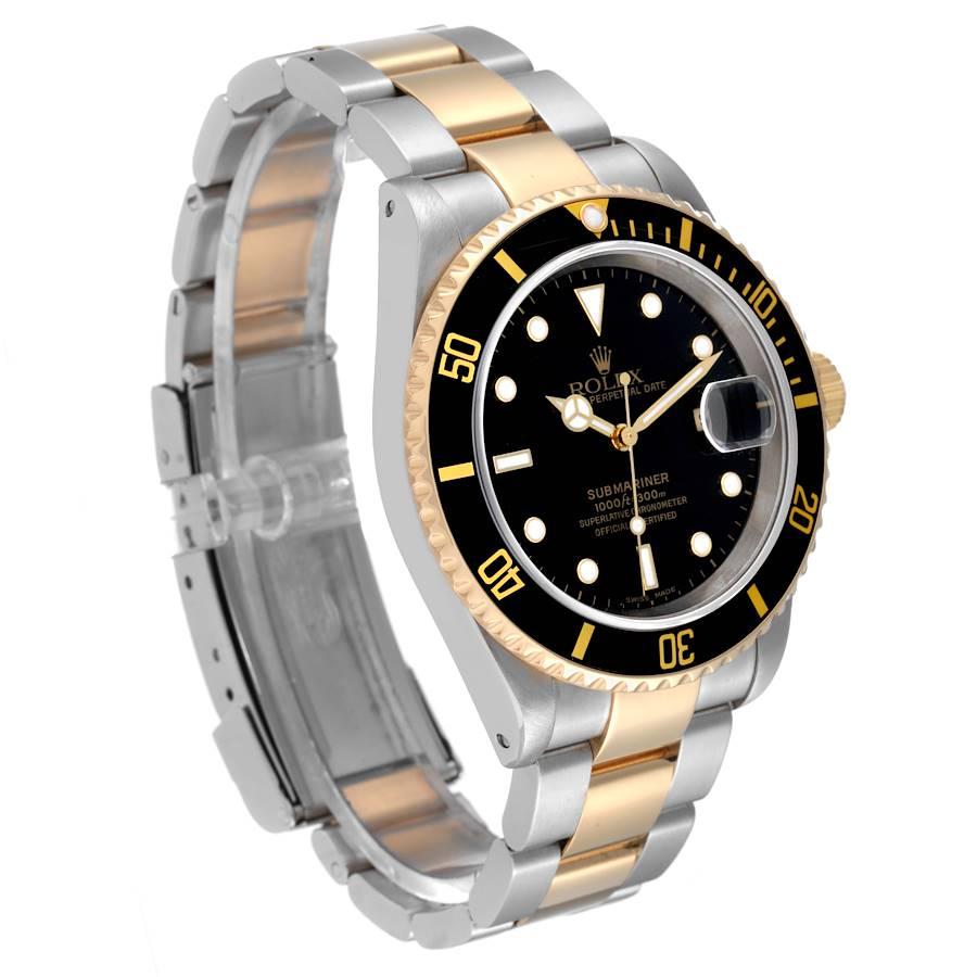 Rolex Submariner Steel Yellow Gold Black Dial Mens Watch 16613 In Good Condition For Sale In Atlanta, GA