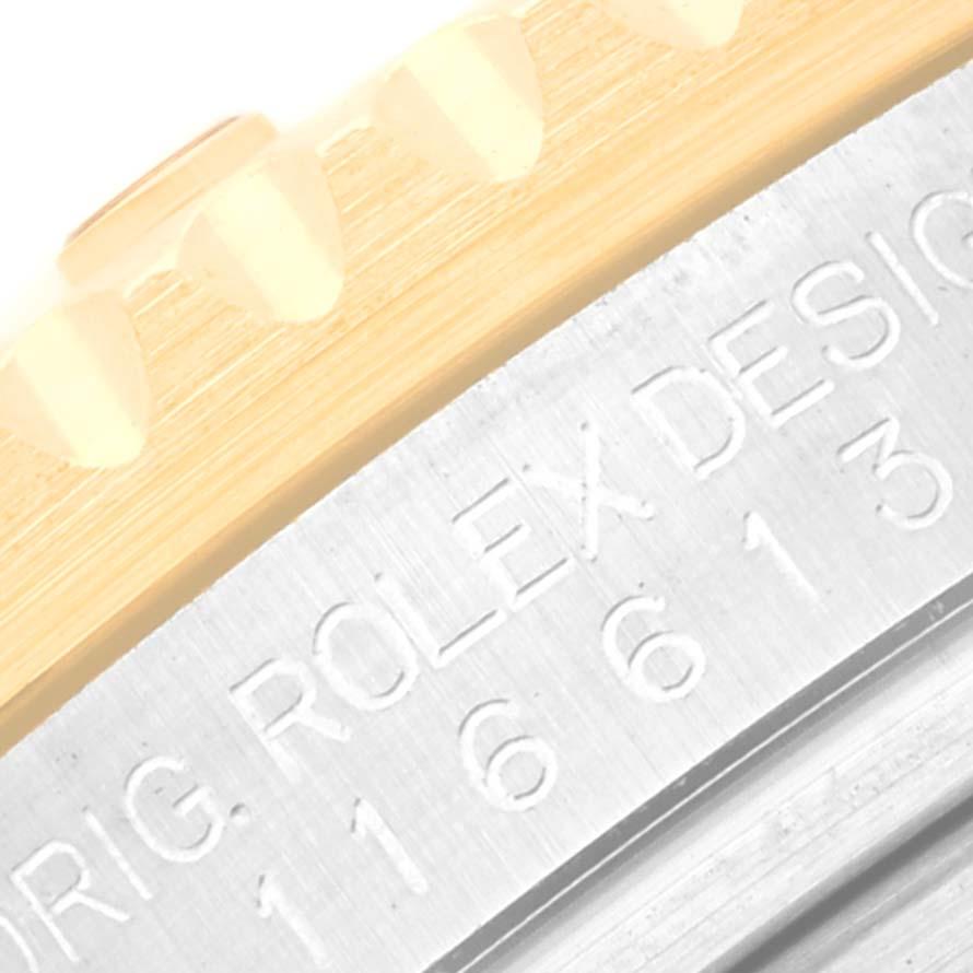 Rolex Submariner Stahl Gelbgold schwarzes Diamant-Zifferblatt Herrenuhr 116613 Box Card. Offiziell zertifiziertes Chronometerwerk mit automatischem Aufzug. Gehäuse aus Edelstahl und 18 Karat Gelbgold mit einem Durchmesser von 40,0 mm. Rolex Logo auf
