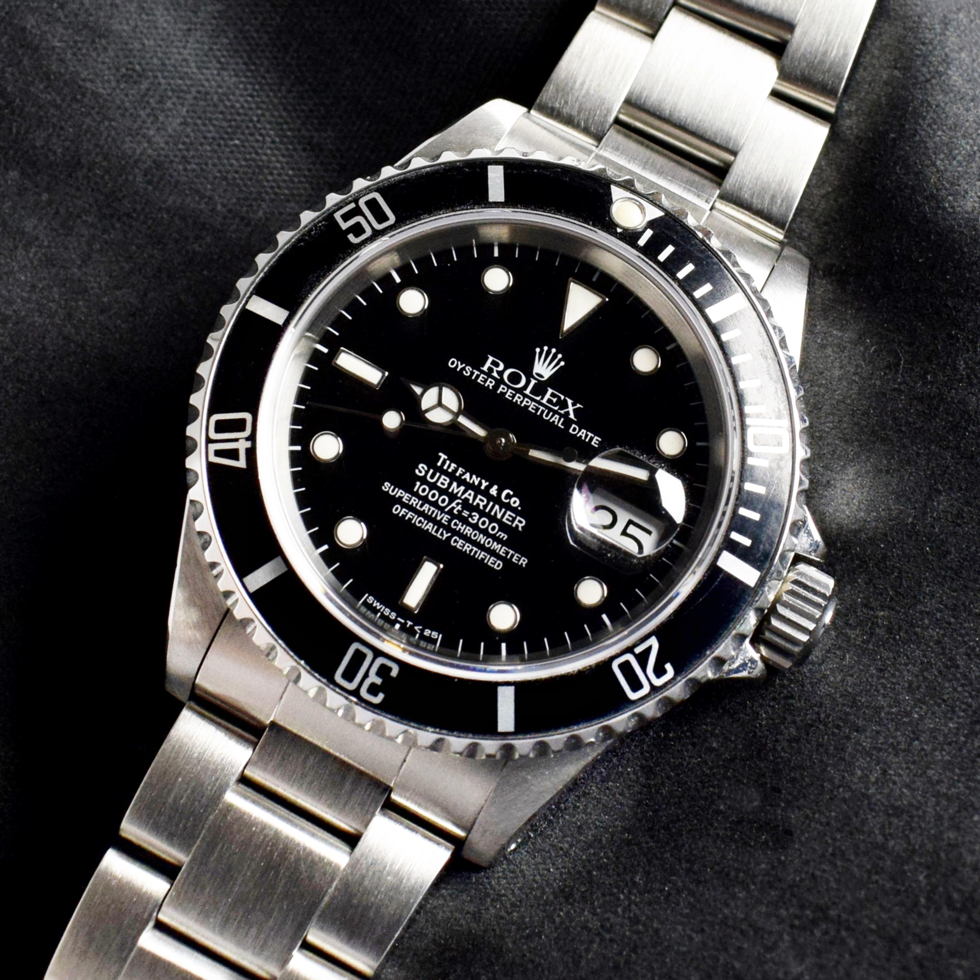 Rolex Submariner Tiffany & Co. 16610 Stahl-Automatikuhr mit Papierkasten-Set, 1991 im Zustand „Gut“ in Central & Western District, HK