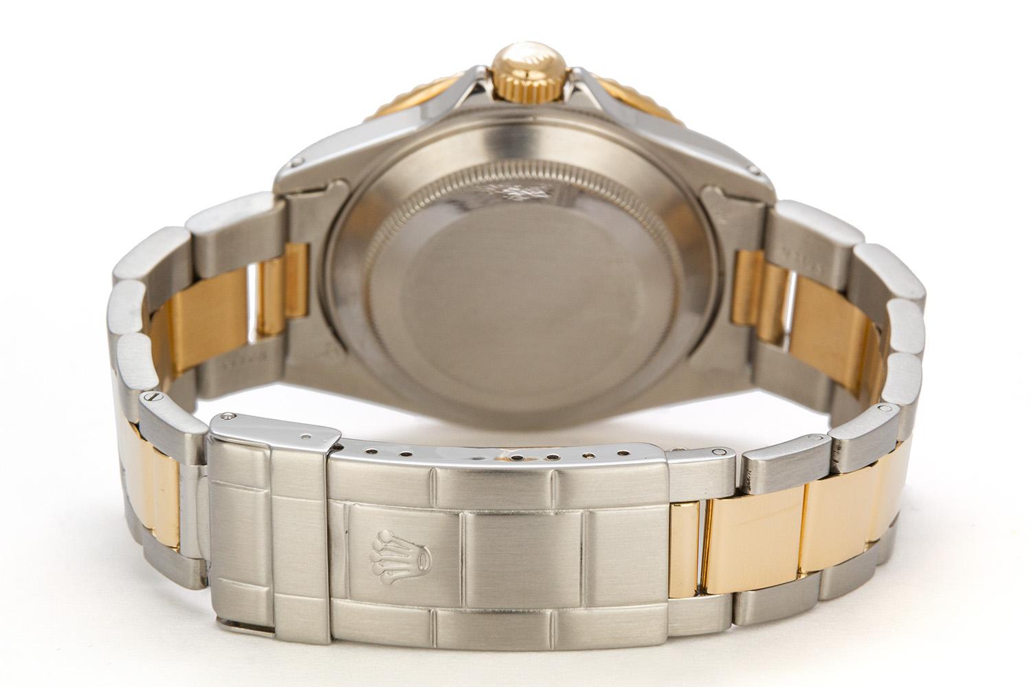 Rolex Submariner Two-Tone 18 Karat Yellow Gold and Stainless Steel Watch 16613 In Excellent Condition In Tustin, CA