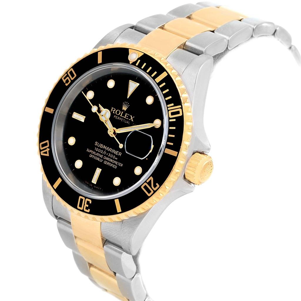 Rolex Submariner Two-Tone Steel Yellow Gold Men's Watch 16613 In Excellent Condition For Sale In Atlanta, GA