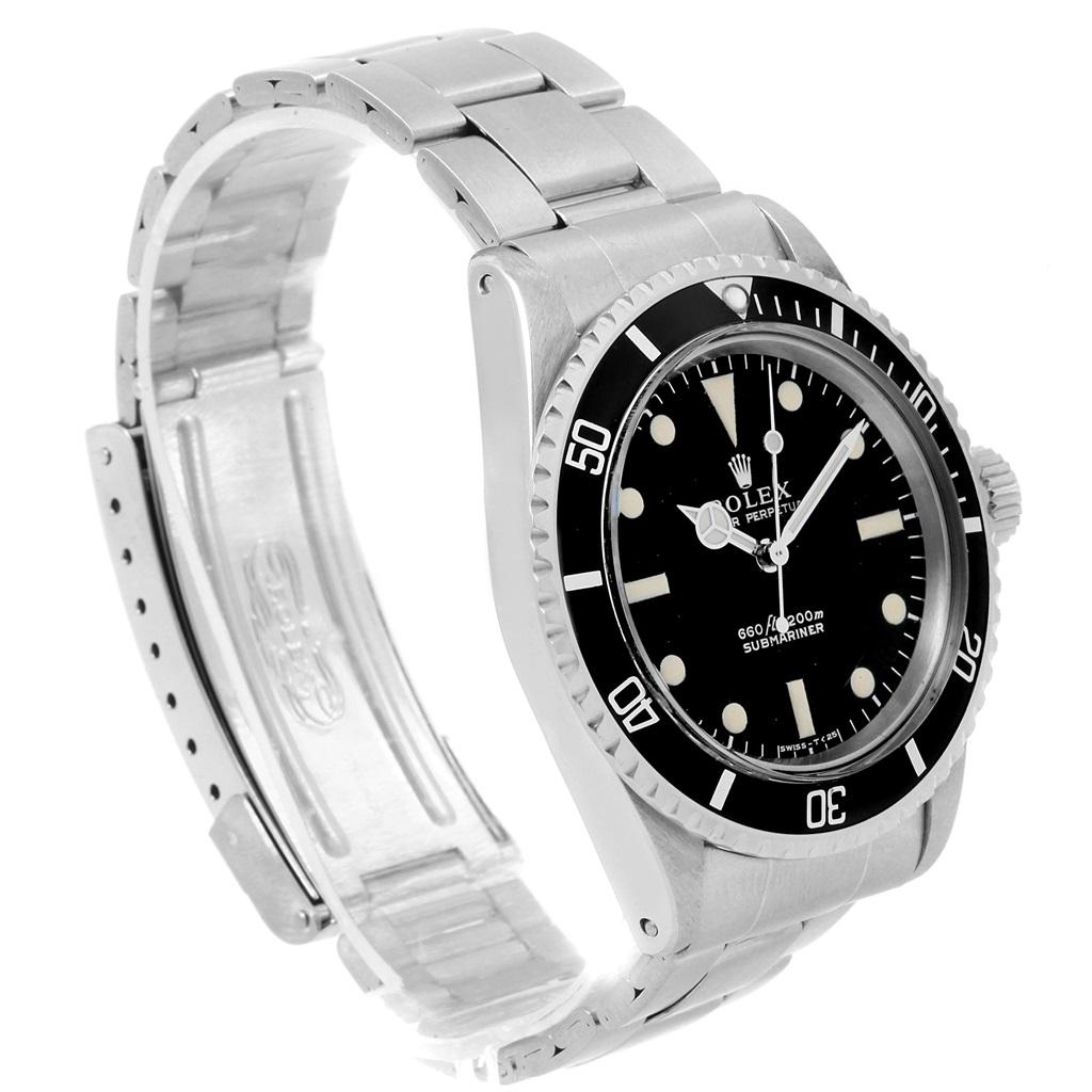 Rolex Submariner Vintage Stainless Steel Automatic Mens Watch 5513. Automatic self-winding movement. Stainless steel case 40.0 mm in diameter. Stainless steel with Rolex Service black insert bi-directional diver's count-up timing rotating bezel.