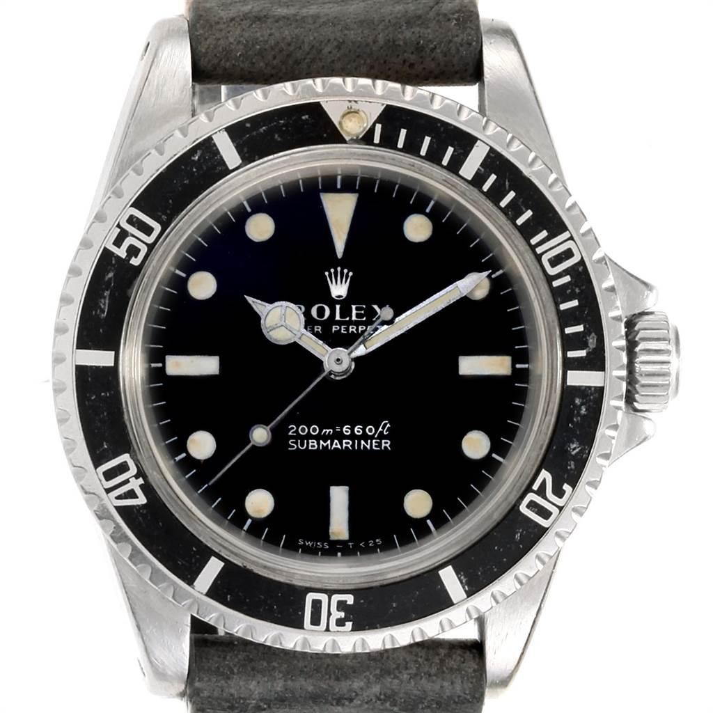 Rolex Submariner Vintage Stainless Steel Automatic Mens Watch 5513. Automatic self-winding movement. Stainless steel case 40.0 mm in diameter. Stainless steel with black insert bi-directional diver's count-up timing rotating bezel. Acrylic crystal.