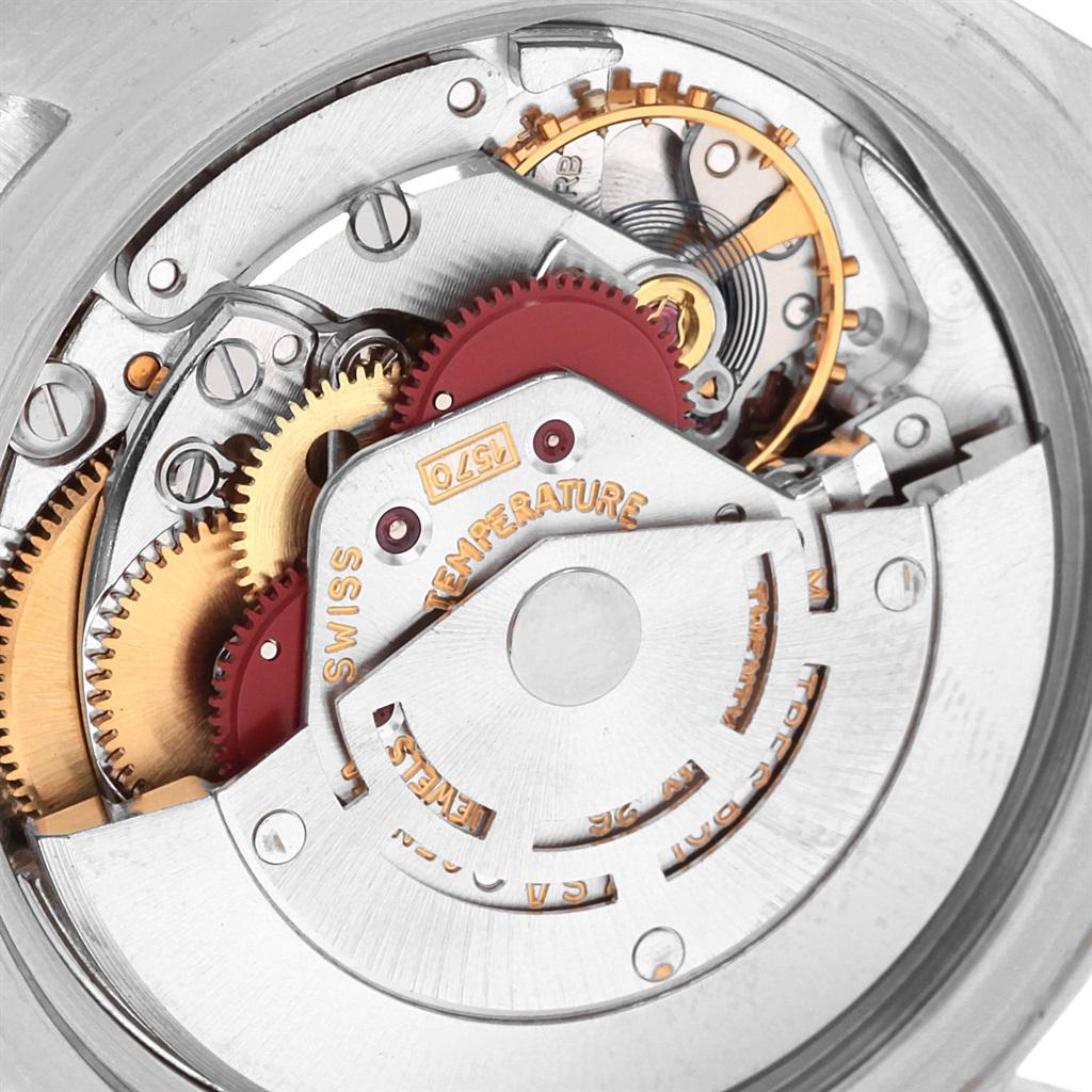 Rolex Submariner Vintage Stainless Steel Mens Watch 1680. Official certified chronometer automatic self-winding movement. Rhodium-plated, oeil-de-perdrix decoration, straight-line lever escapement, monometallic balance adjusted to temperatures and 5