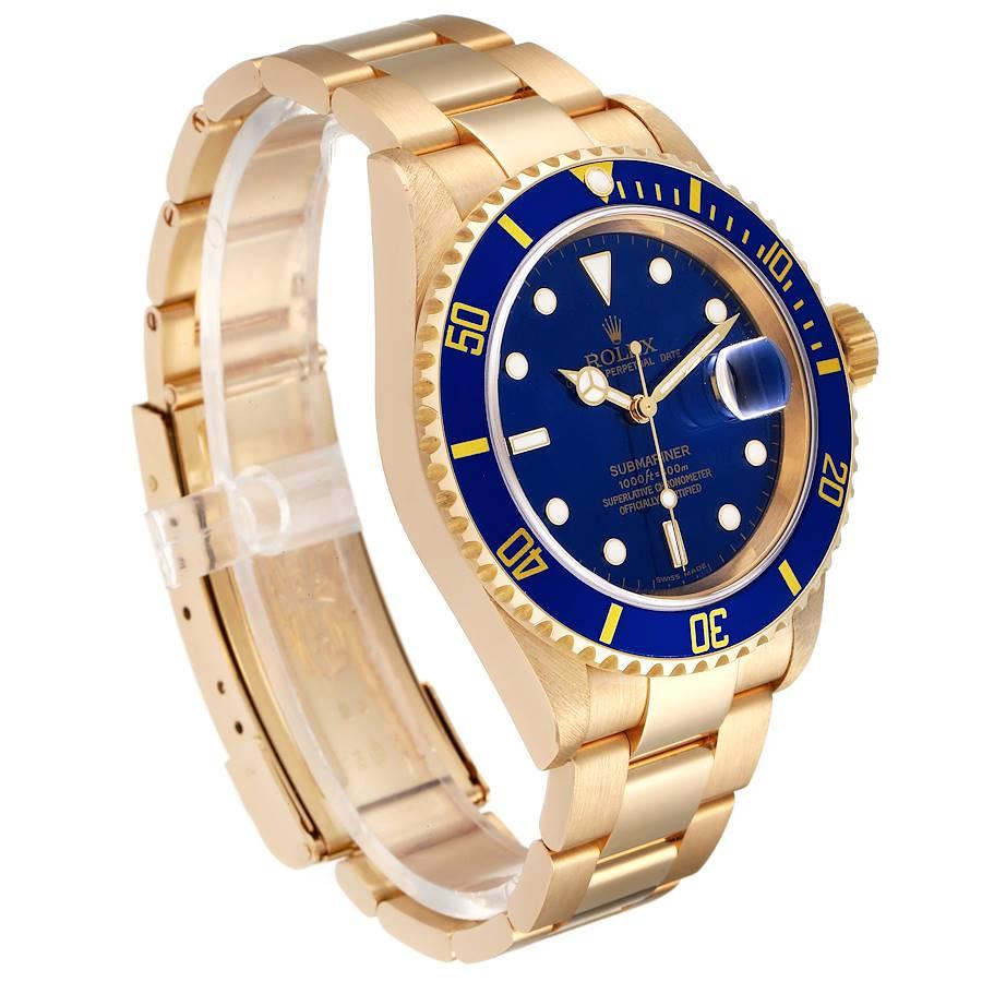 Rolex Submariner Yellow Gold Blue Dial Mens Watch 16618 Box Papers In Excellent Condition In Atlanta, GA