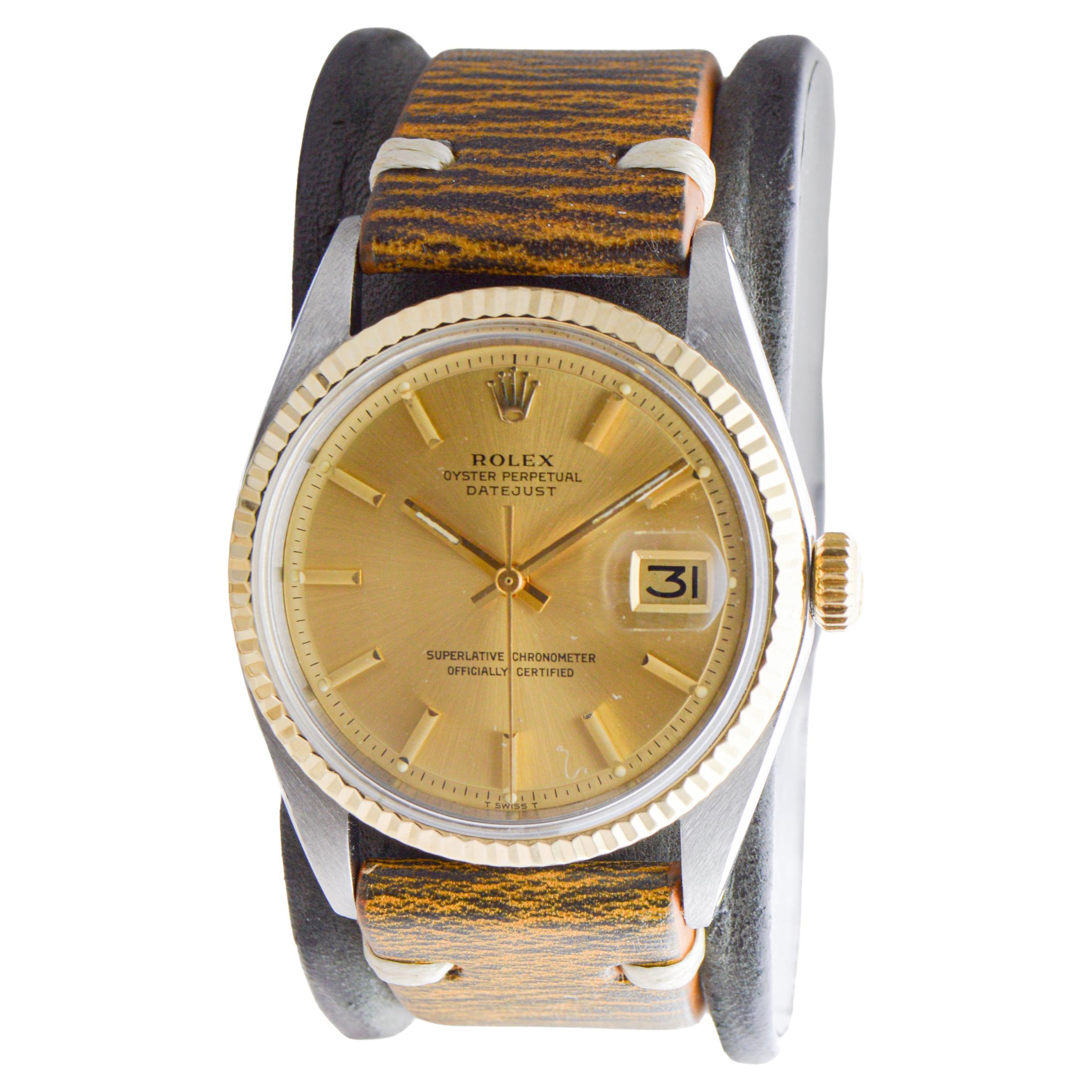 Women's or Men's Rolex Two Tone Datejust with Original Dial & Two Straps circa, 1971 For Sale