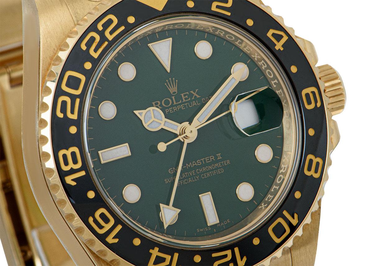 Rolex Unworn GMT-Master II NOS Gents 18 Karat Gold Green Dial B&P 116718LN In Excellent Condition In London, GB