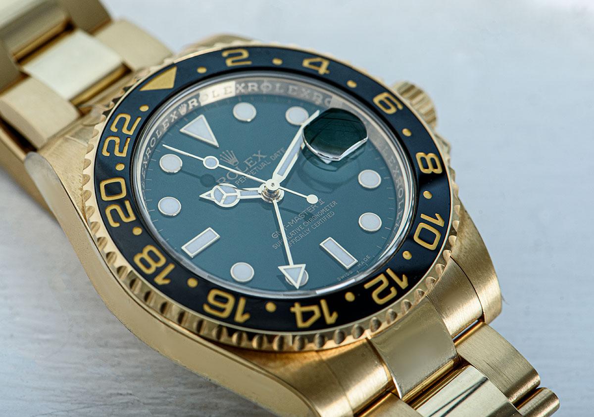 Rolex Unworn GMT-Master II NOS Gents 18 Karat Gold Green Dial B&P 116718LN 5