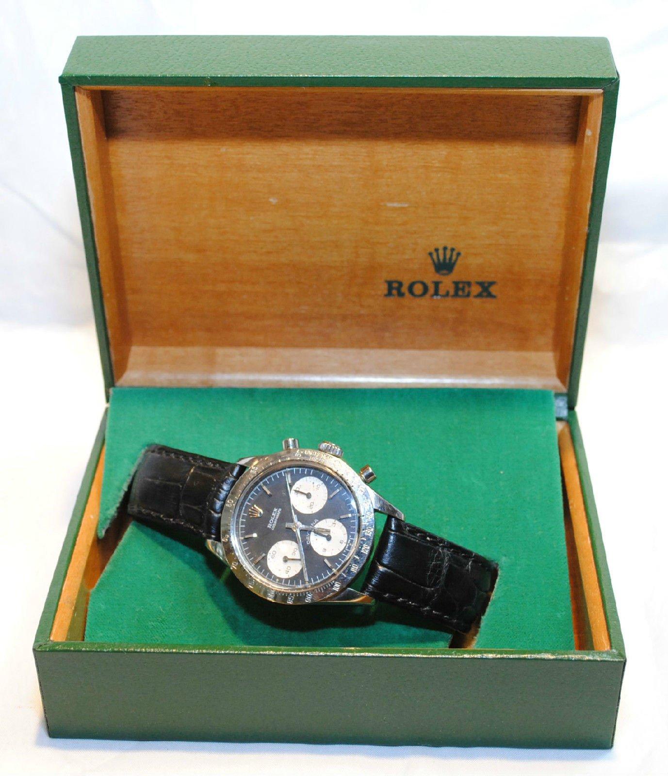 ROLEX VINTAGE 1969 DAYTONA COSMOGRAPH WRISTWATCH IN STAINLESS STEEL WITH BLACK DIAL & 3 SILVER SUBDIALS

ITEM DESCRIPTION: 
With Swiss construction and Rolex distinction, this Daytona Cosmograph watch keeps time as impeccable as its style. This
