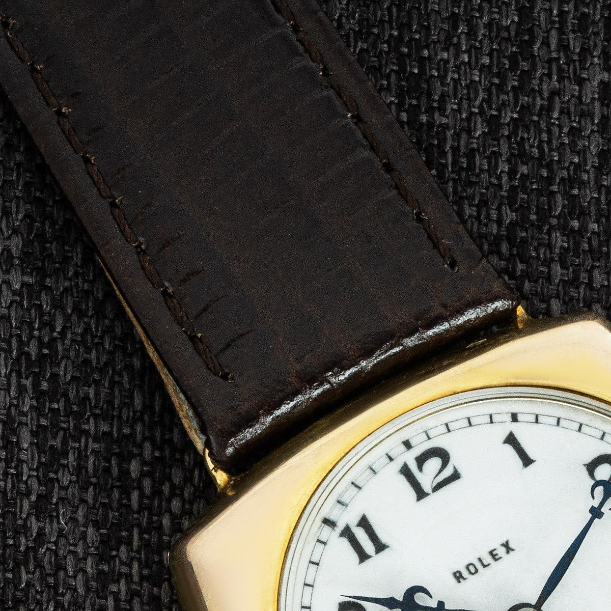 Men's Rolex Vintage Dress Watch 9ct Yellow Gold