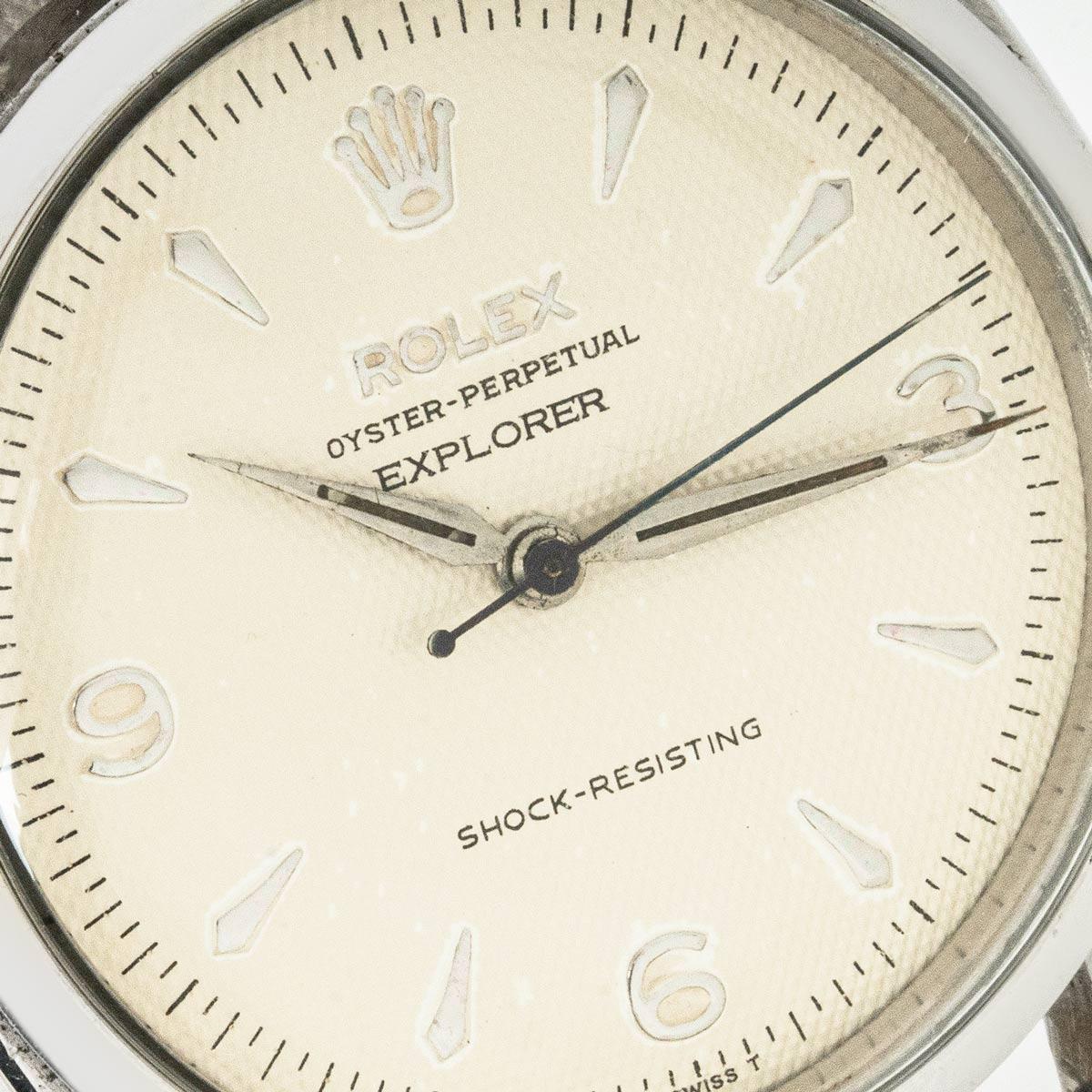 Rolex Vintage Explorer Honeycomb Dial 6298 In Good Condition For Sale In London, GB