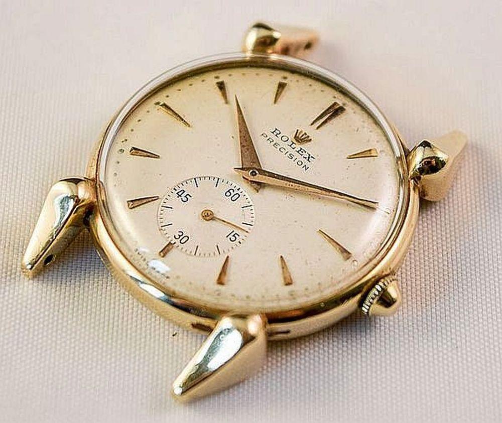 Rolex Vintage Rare Gold  Watch with Unusual Crab Lugs Ref 4431 In Good Condition In London, GB