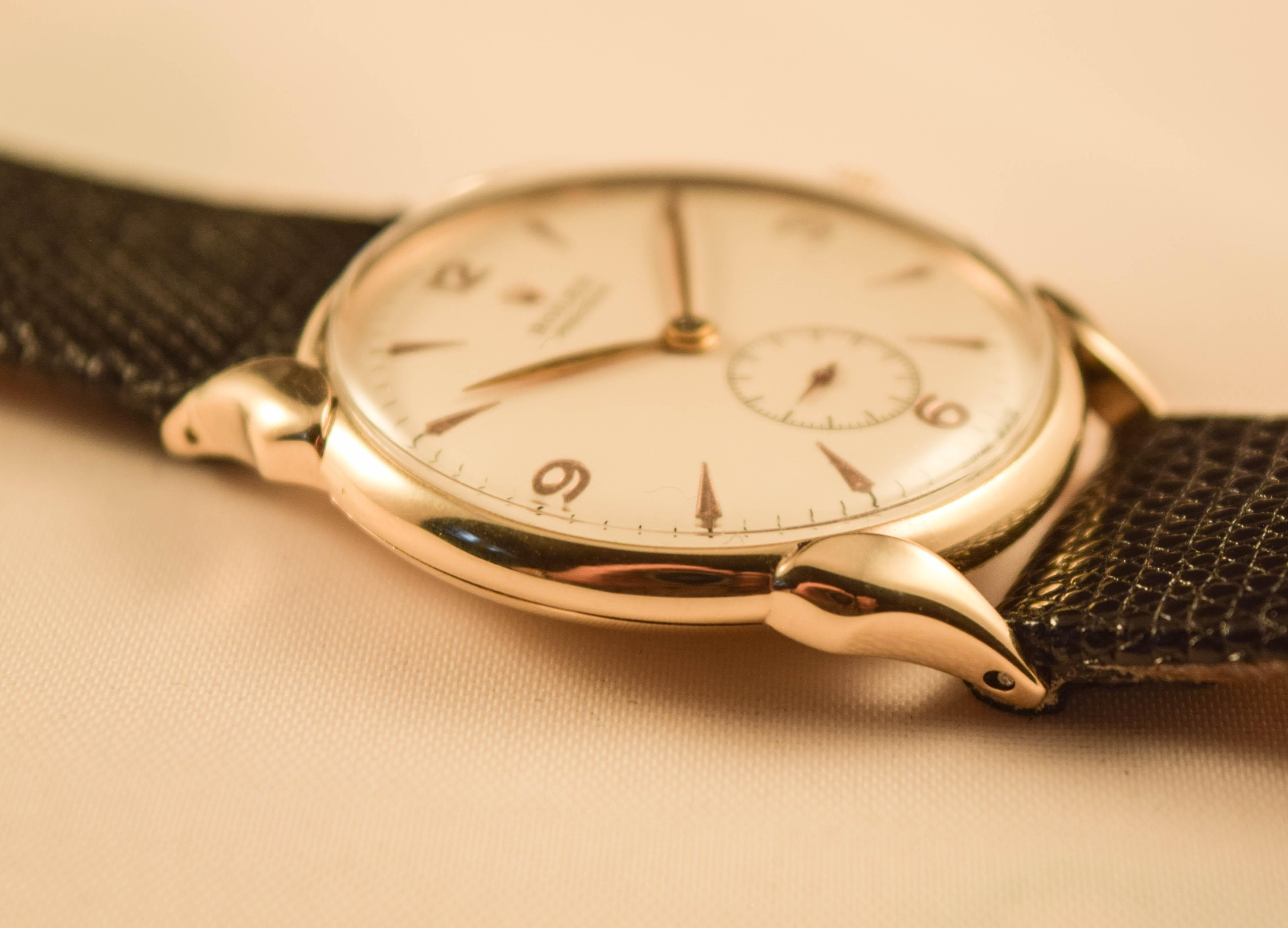 Rolex Vintage Solid Gold Scallop Lugs extremely rare For Sale 7