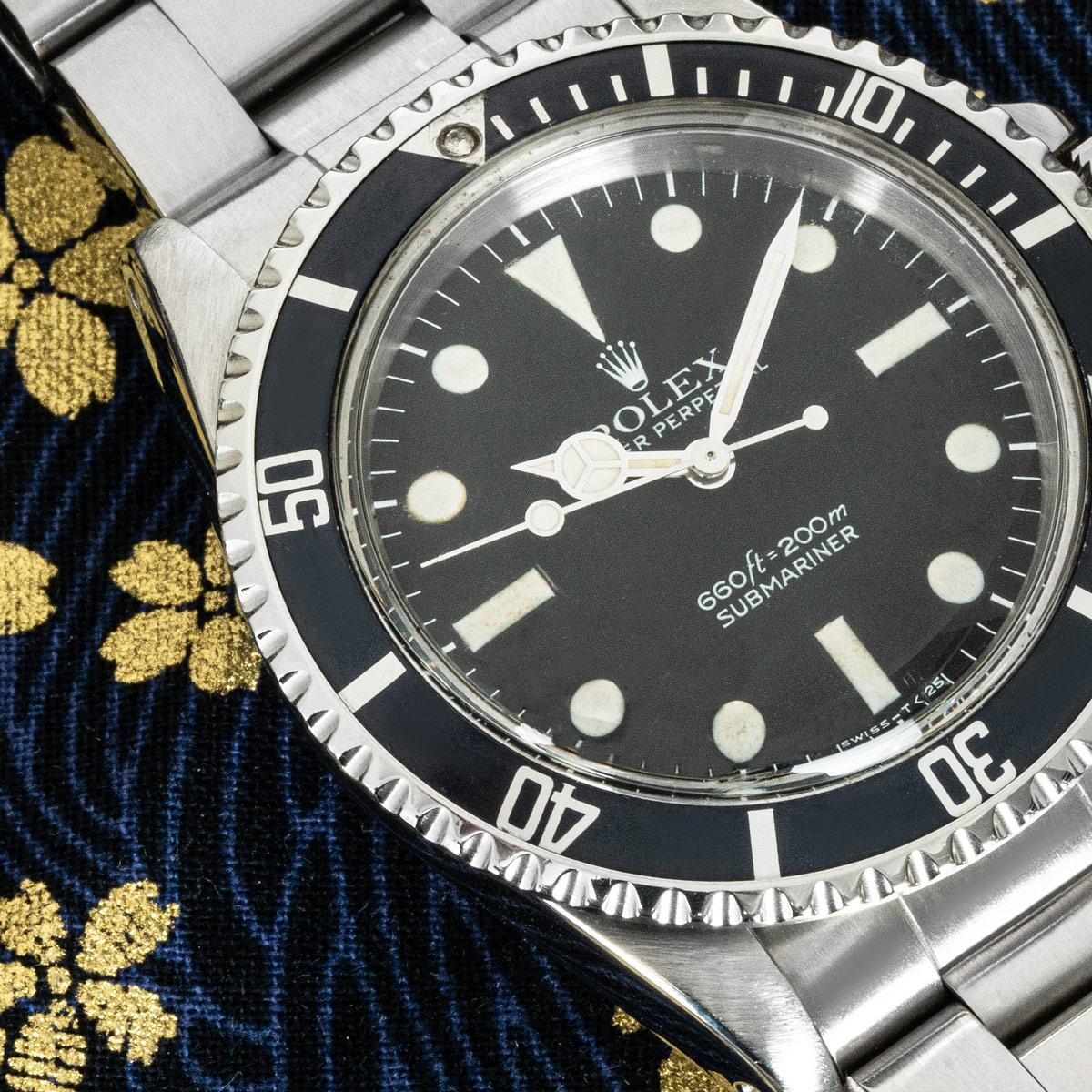 Men's Rolex Vintage Submariner Non-Date 5513 For Sale