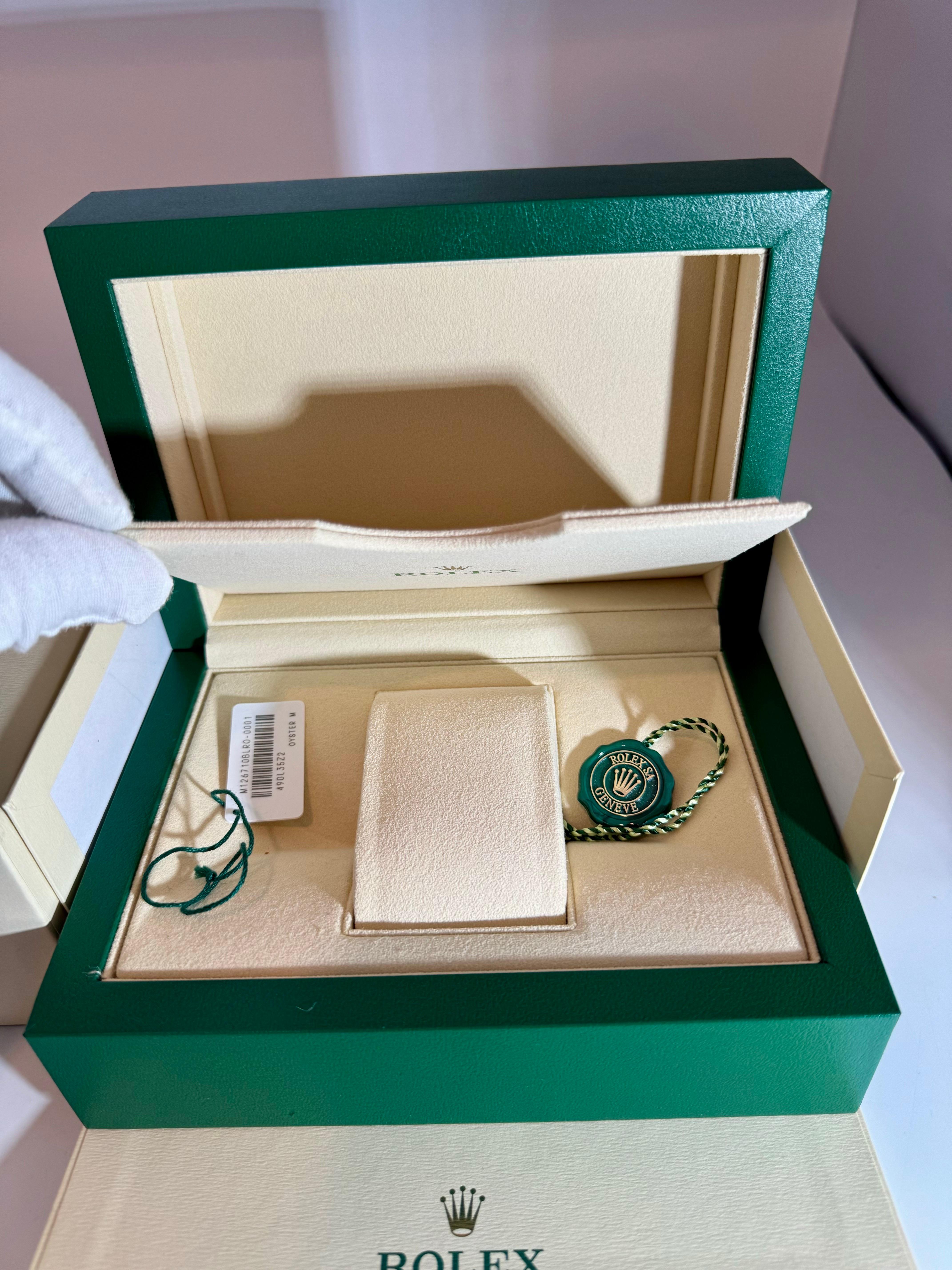 Rolex Watch Box, New Creme Empty Acs. Oyster Perpetual Daytona GMT Datejust New 6