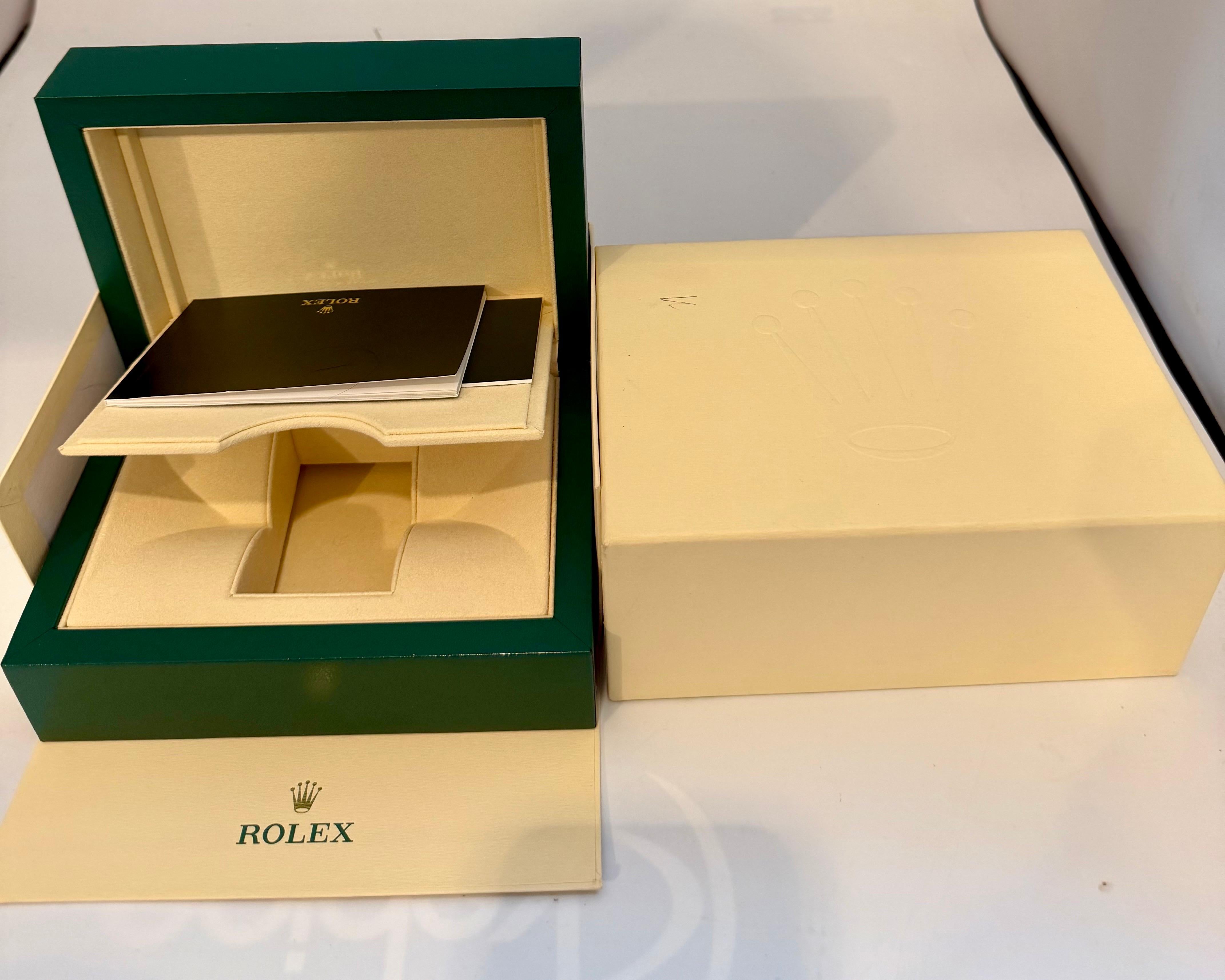 Rolex Uhrenschachtel, New Creme Empty Acs. Oyster Perpetual Daytona GMT Datejust Neu im Angebot 8