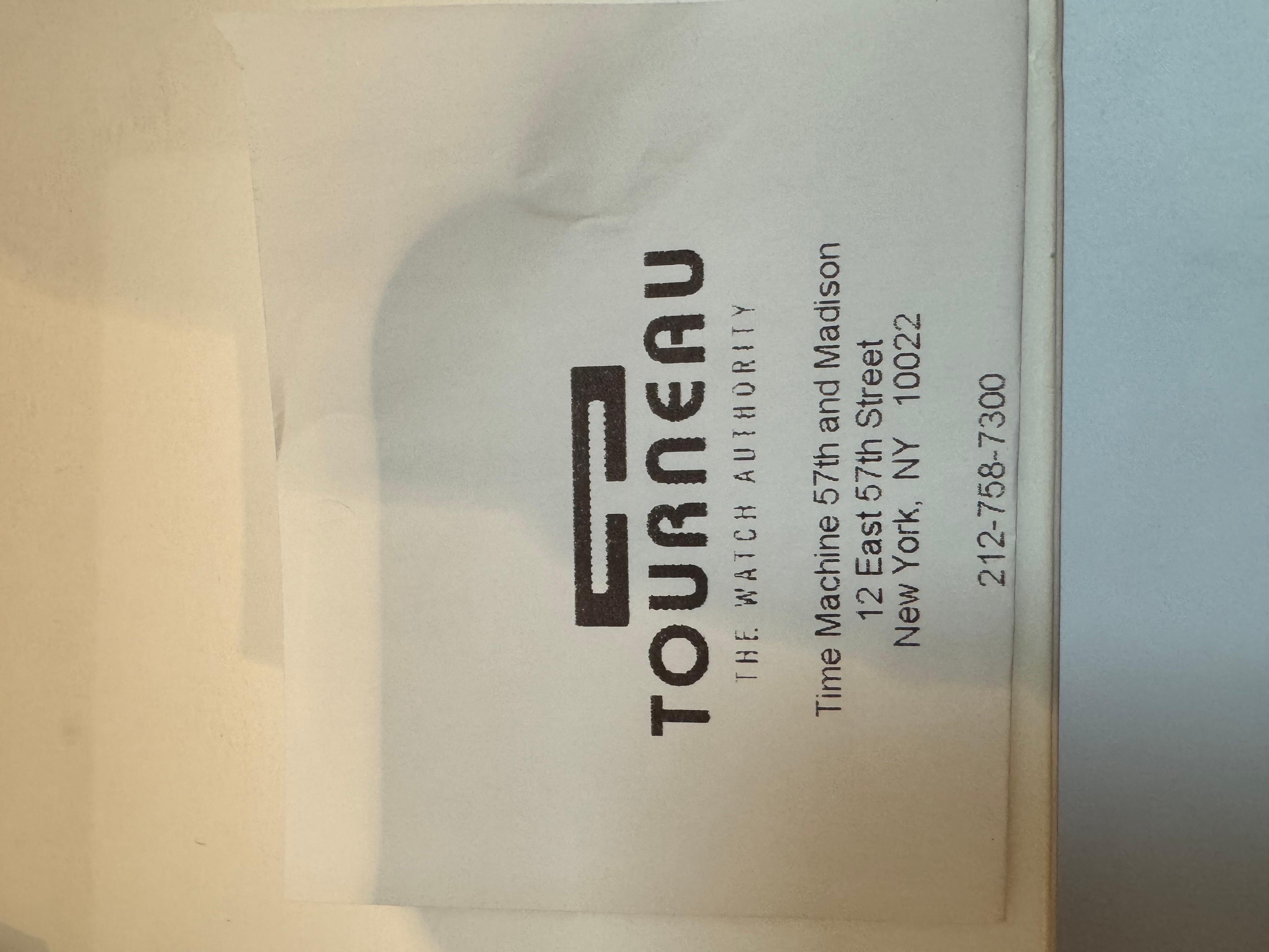 Gebrauchte Authentische Rolex  Uhr BOX 
Ich habe diese Box benutzt, um meine Uhr auszustellen


Gebrauchte, aber originale Schachtel von Rolex + Umkarton
Innere Box  Messungen  in Zoll 
7 Zoll X 5 Zoll X 3 Zoll
 Wenn Sie weitere Fragen zu dem