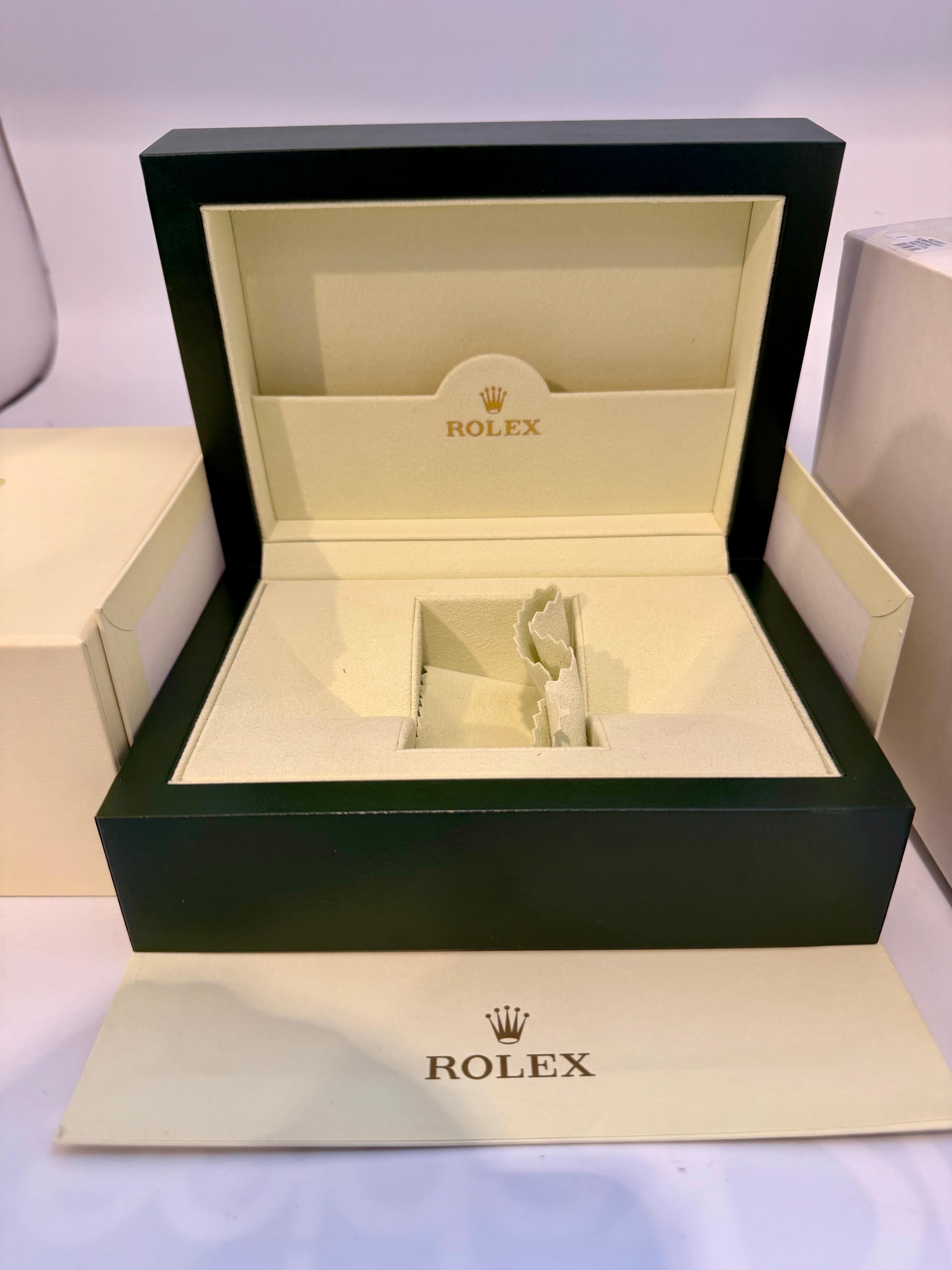 Rolex Watch Box, New Creme Empty Acs. Oyster Perpetual Daytona GMT Datejust New im Angebot 2