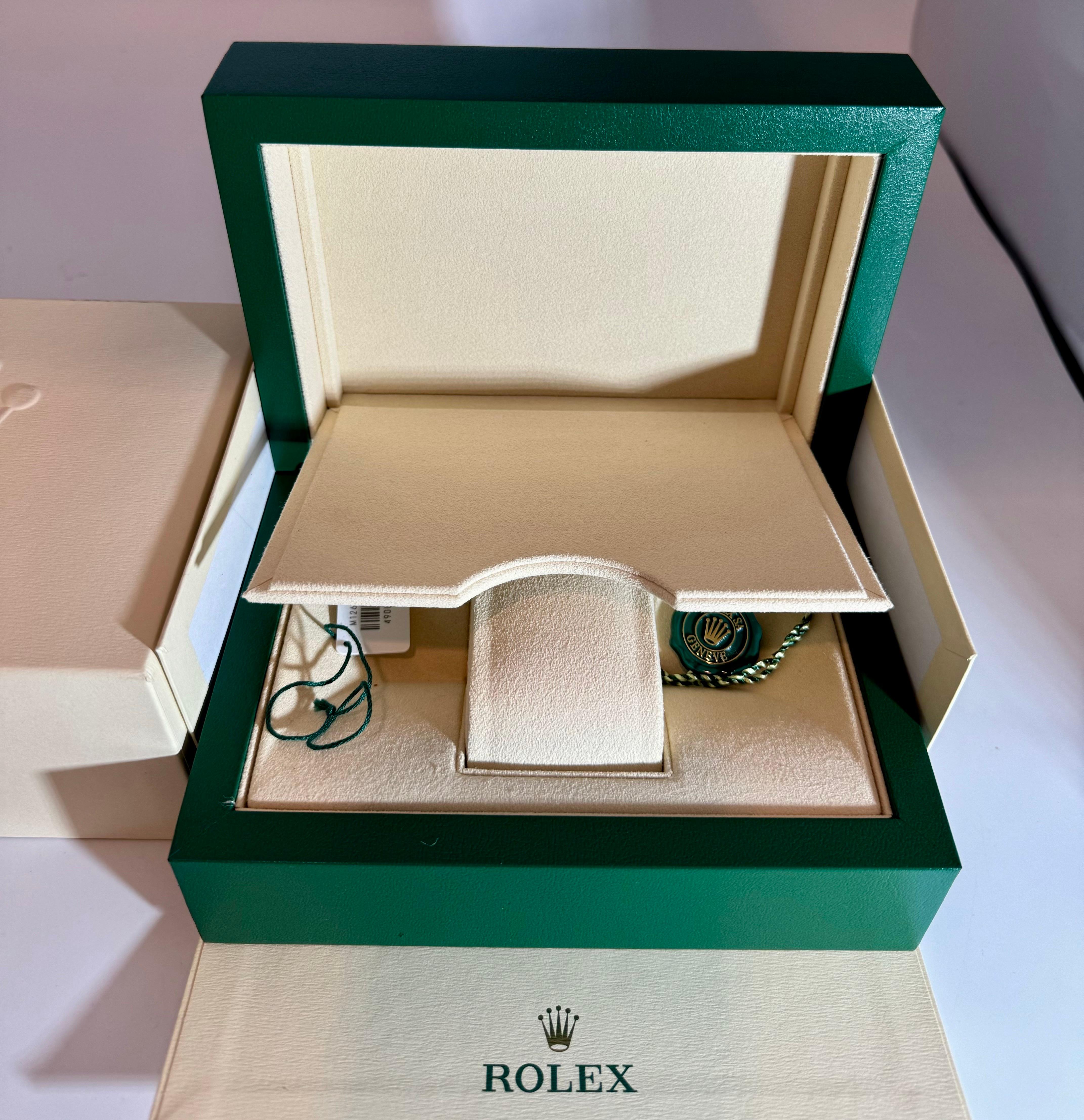 Rolex Watch Box, New Creme Empty Acs. Oyster Perpetual Daytona GMT Datejust New 5