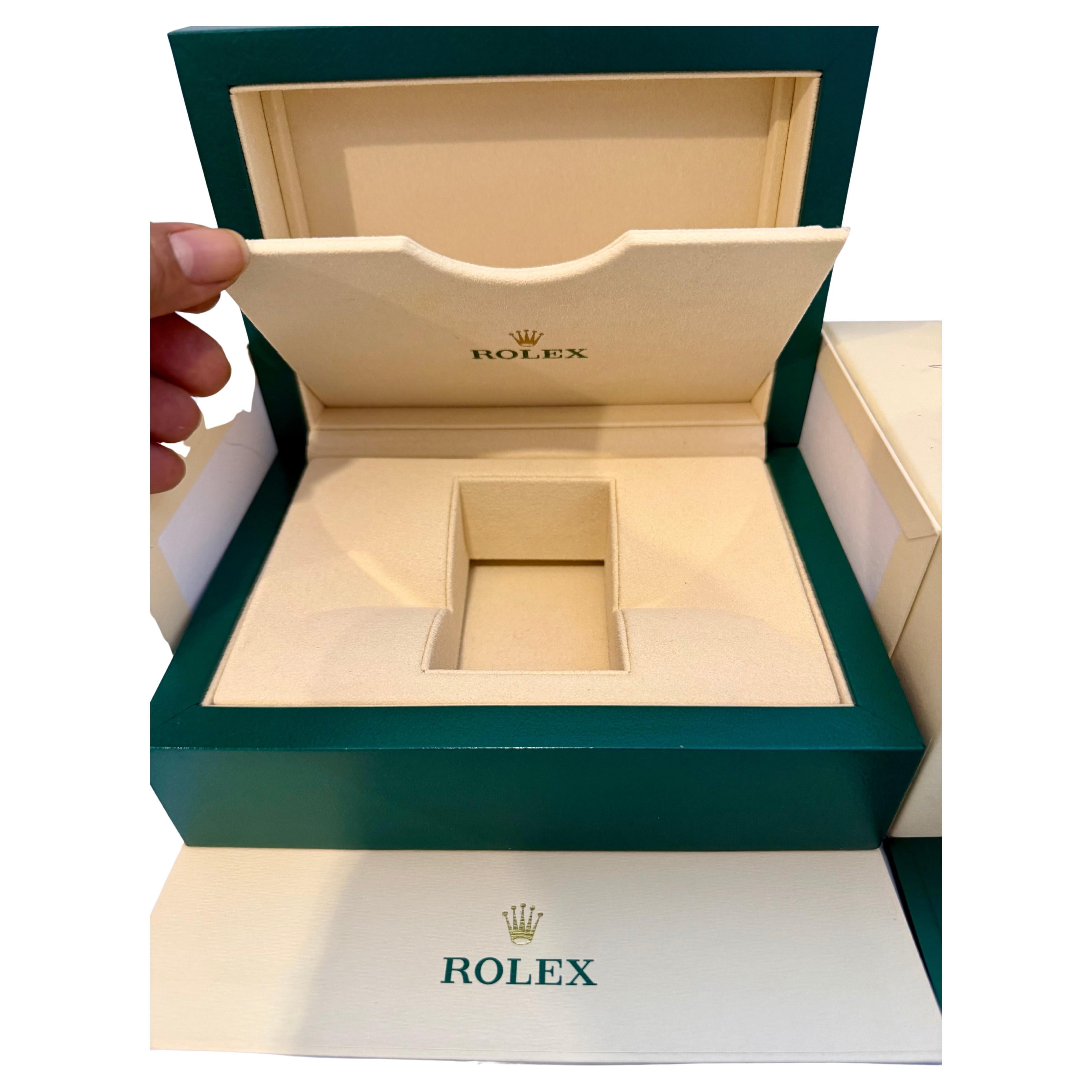 Rolex Watch Box, New Creme Empty Acs. Oyster Perpetual Daytona GMT Datejust New