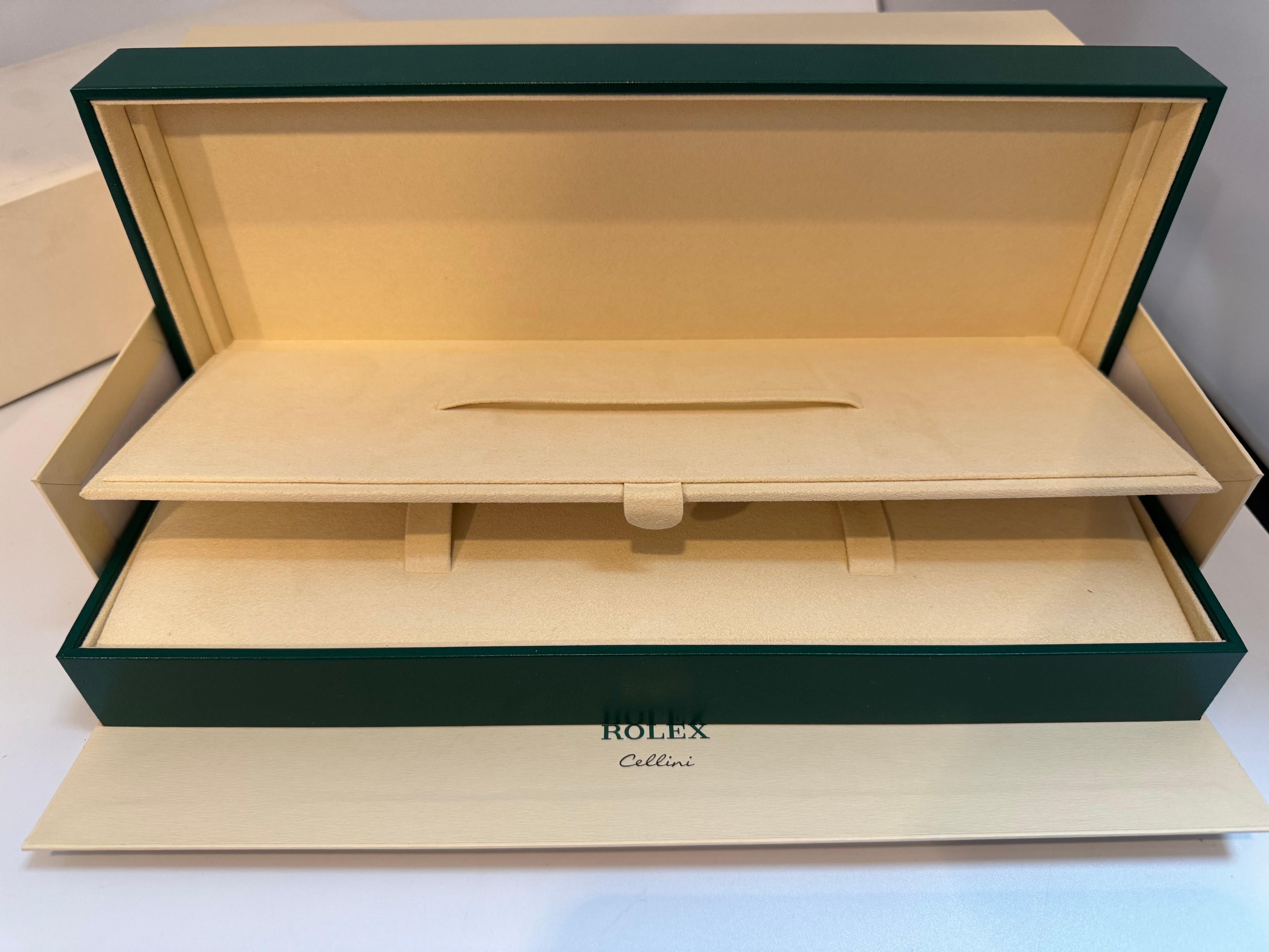 Rolex Watch Box, New Creme Empty Acs. ROLEX watch case box CELLINI Brand New In Excellent Condition For Sale In New York, NY