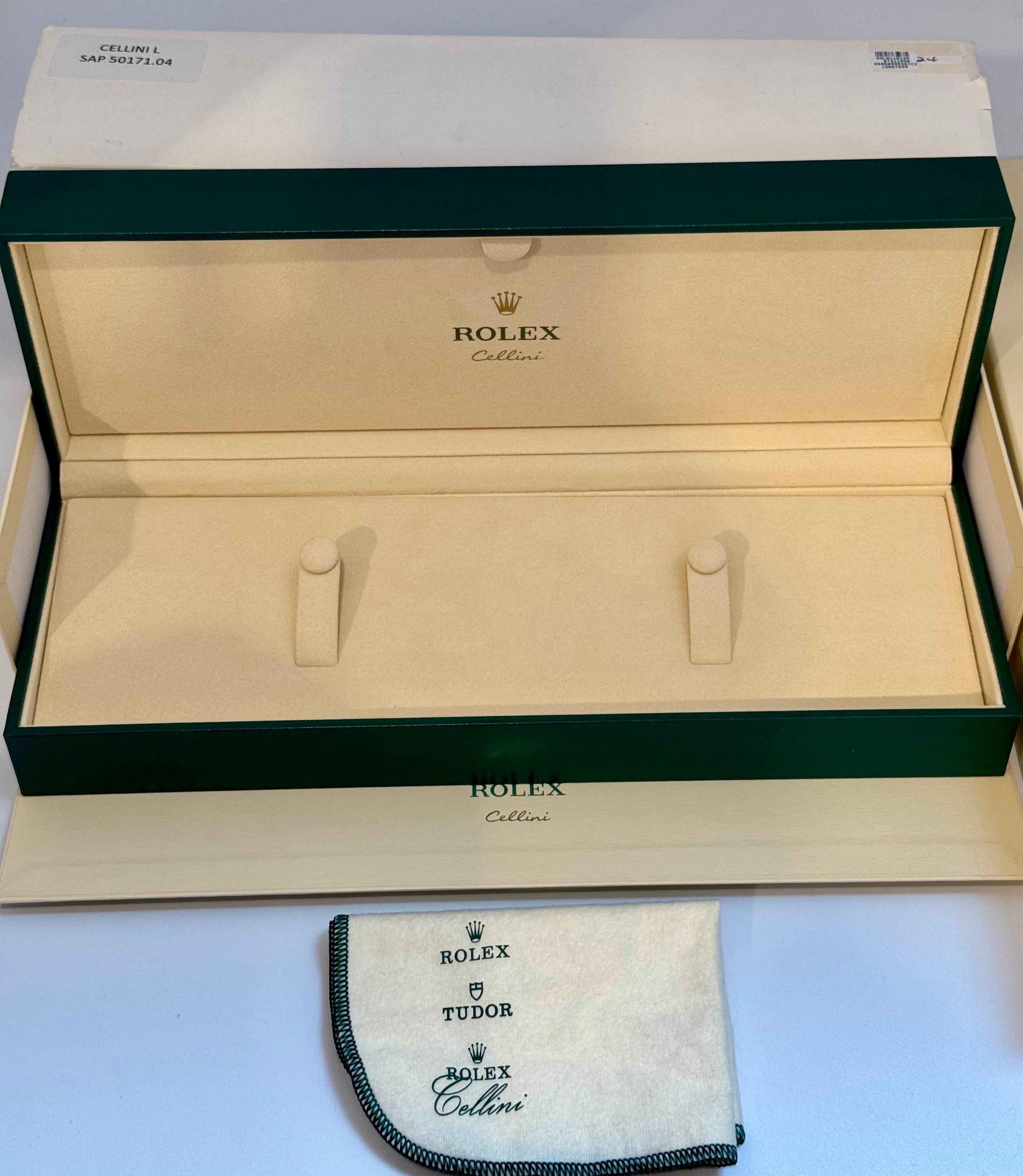 Rolex Uhrenschachtel, New Creme Empty Acs. ROLEX Uhrengehäusekasten CELLINI, brandneu im Angebot