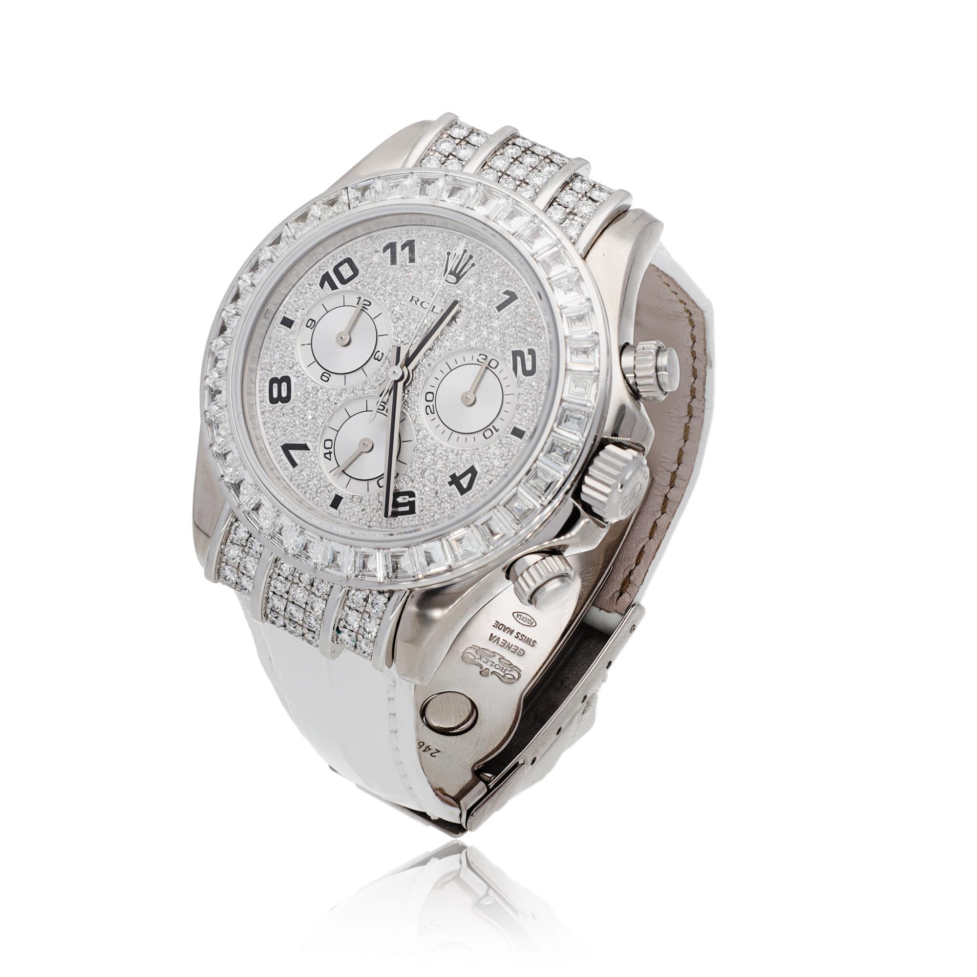 ROLEX White Gold Cosmograph Daytona with Baguette Diamond Bezel Watch In Excellent Condition For Sale In New York, NY