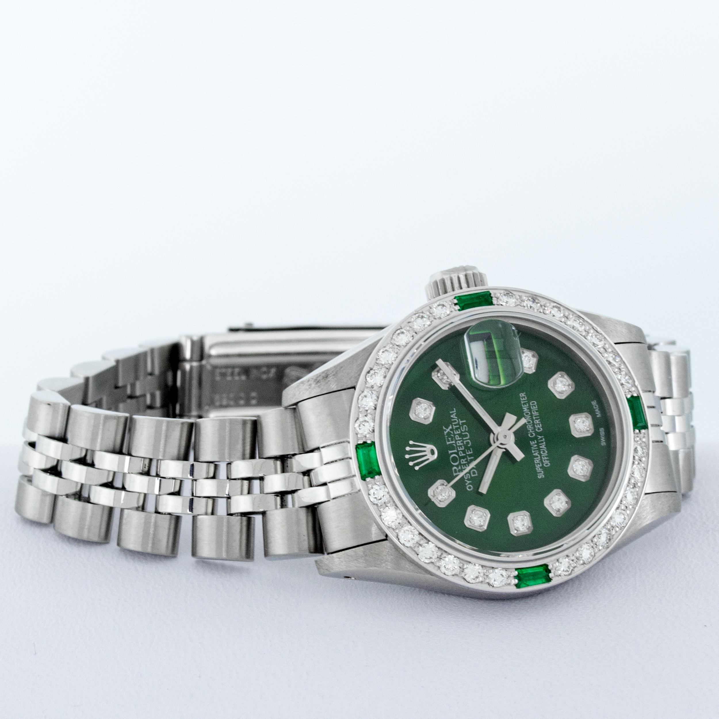 Rolex Women's Steel 18 Karat Gold Green Diamond and Emerald Datejust Wristwatch In Good Condition In Los Angeles, CA