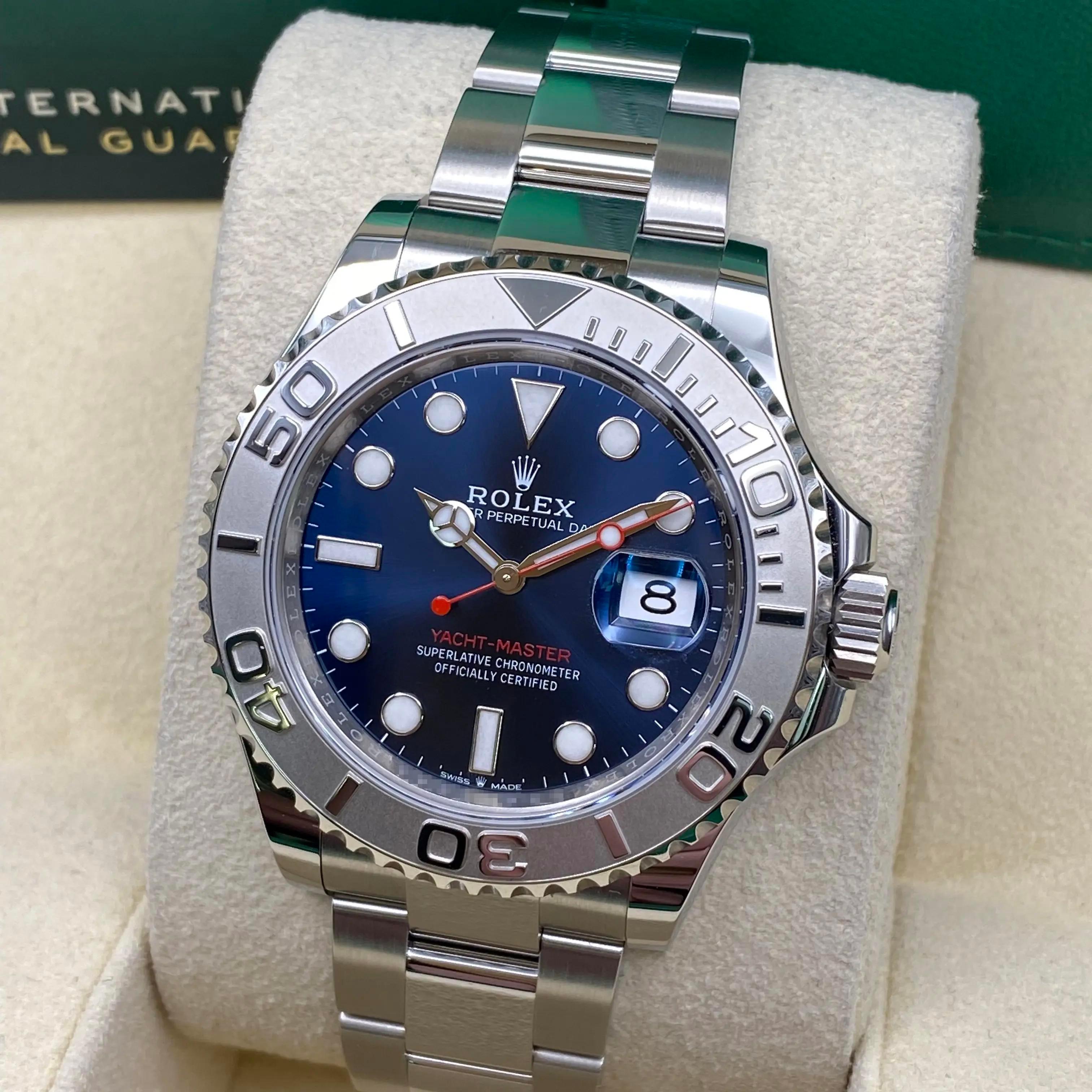 Rolex Yacht-Master 126622 40mm Platinum Steel Blue Dial Automatic Watch B&P Pour hommes en vente