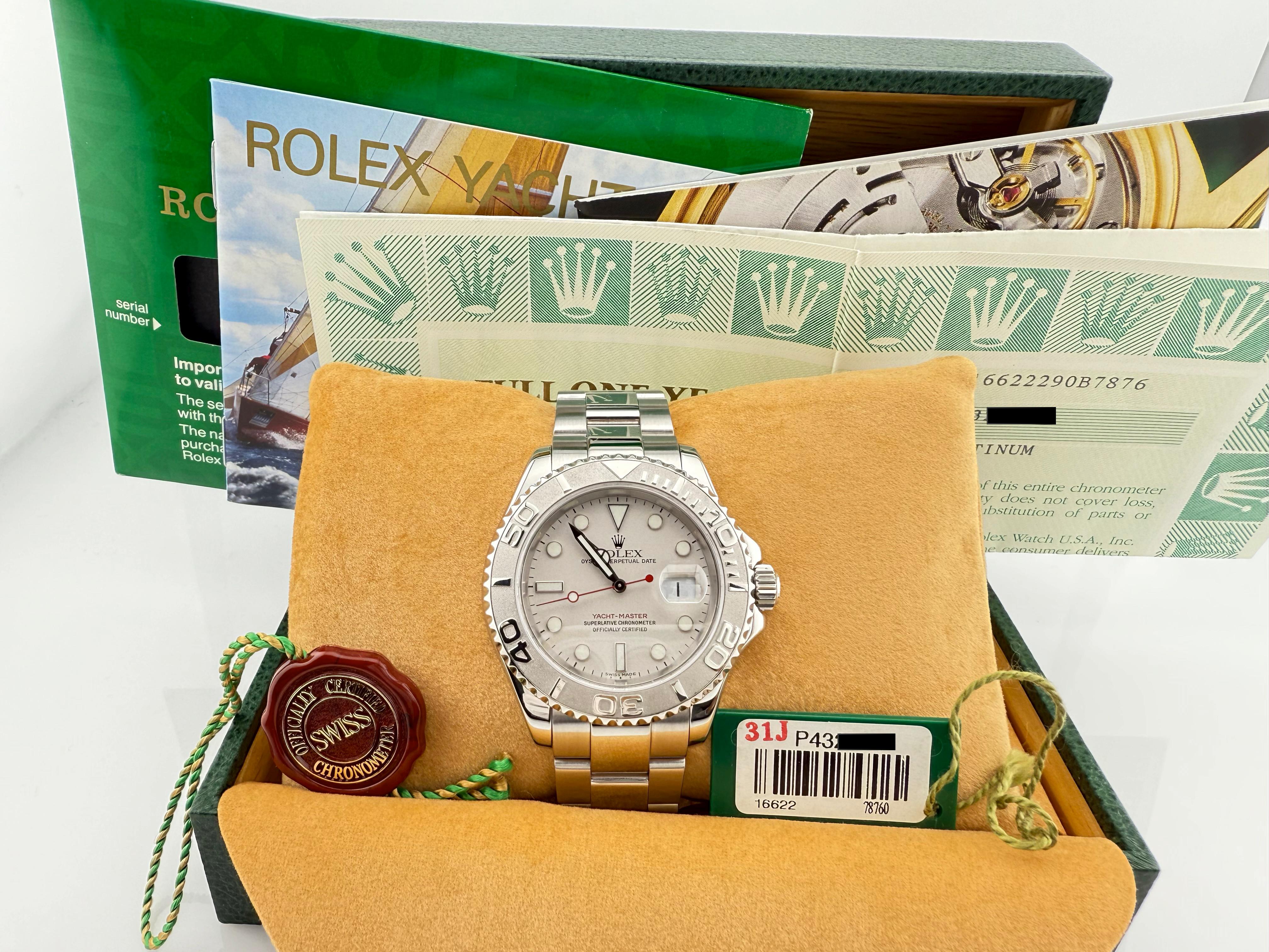 Stil Nummer: 16622



Seriennummer: P432***



Jahr: 2001

 

Modell: Rolex Yacht-Master

 

MATERIAL des Gehäuses: Rostfreier Stahl

 

Band: Rostfreier Stahl

  

Lünette: Platin

  

Zifferblatt: Platin

 

Gesicht: Saphirglas

 

Gehäusegröße: