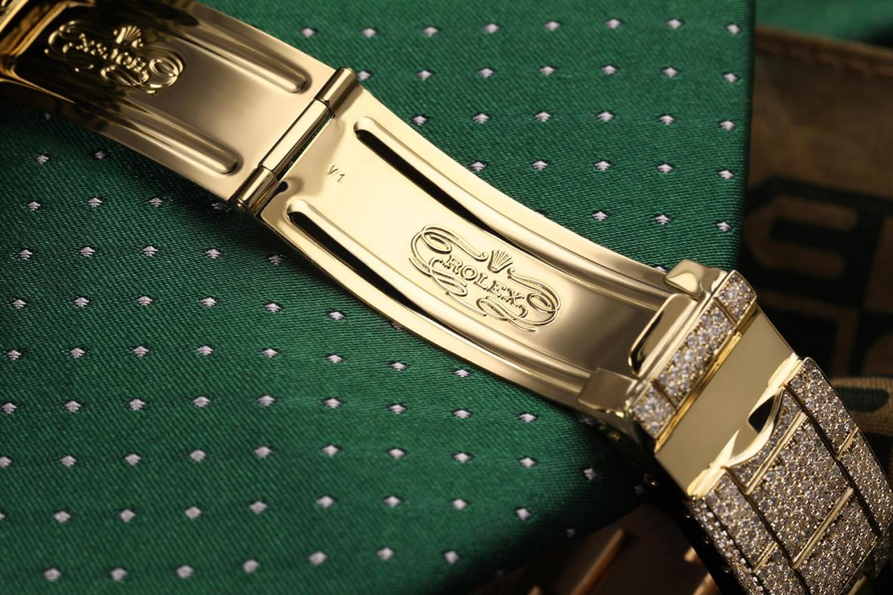Rolex Yacht-Master Weißes Mop-Diamant-Zifferblatt Gelbgold Voll ausgeschnittene Uhr 16628 Herren