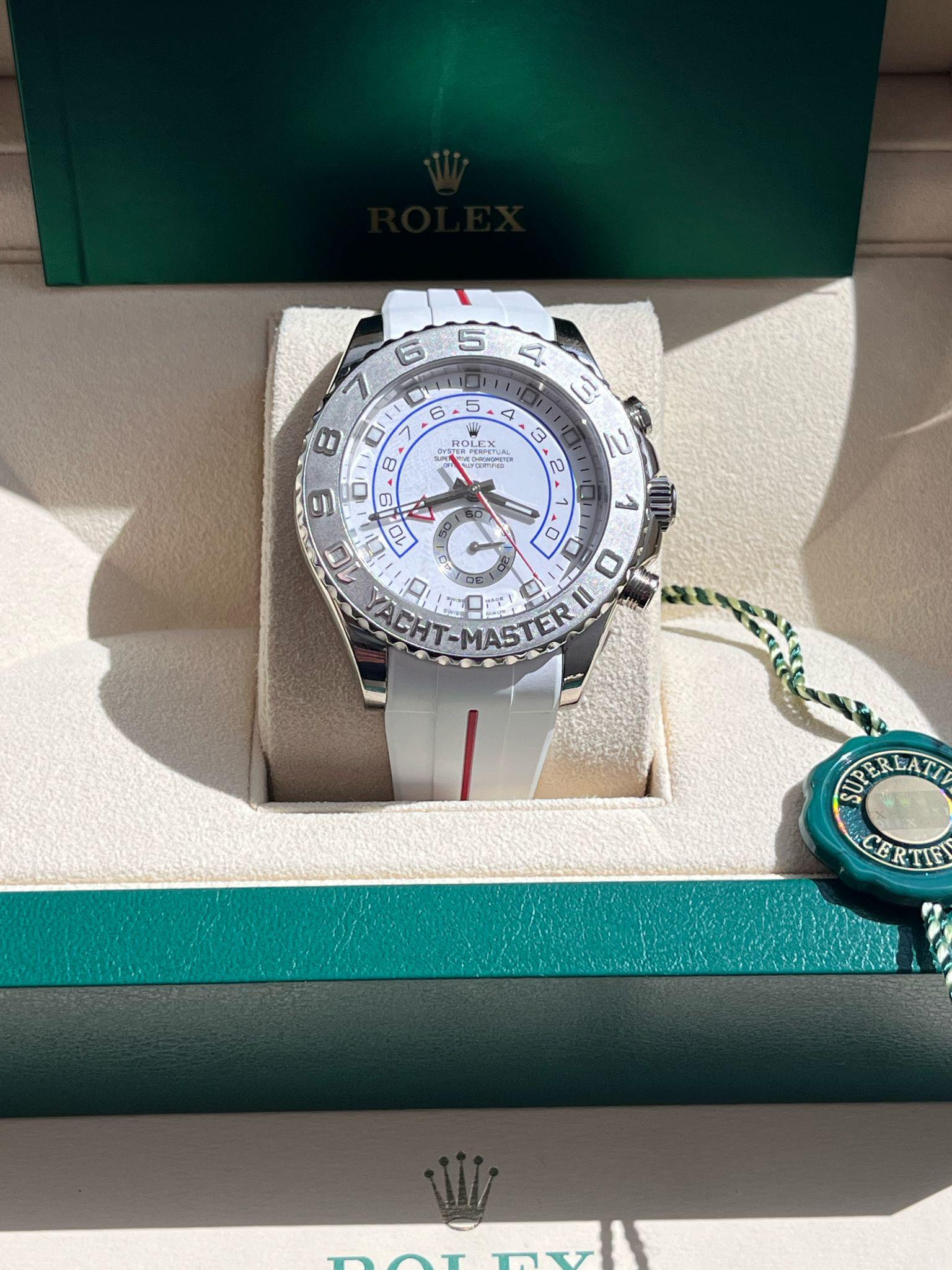 Rolex Yacht-Master II Regatta 44mm Weißgold Platin-Uhr mit Gummiriemen 116689 im Zustand „Gut“ im Angebot in Aventura, FL