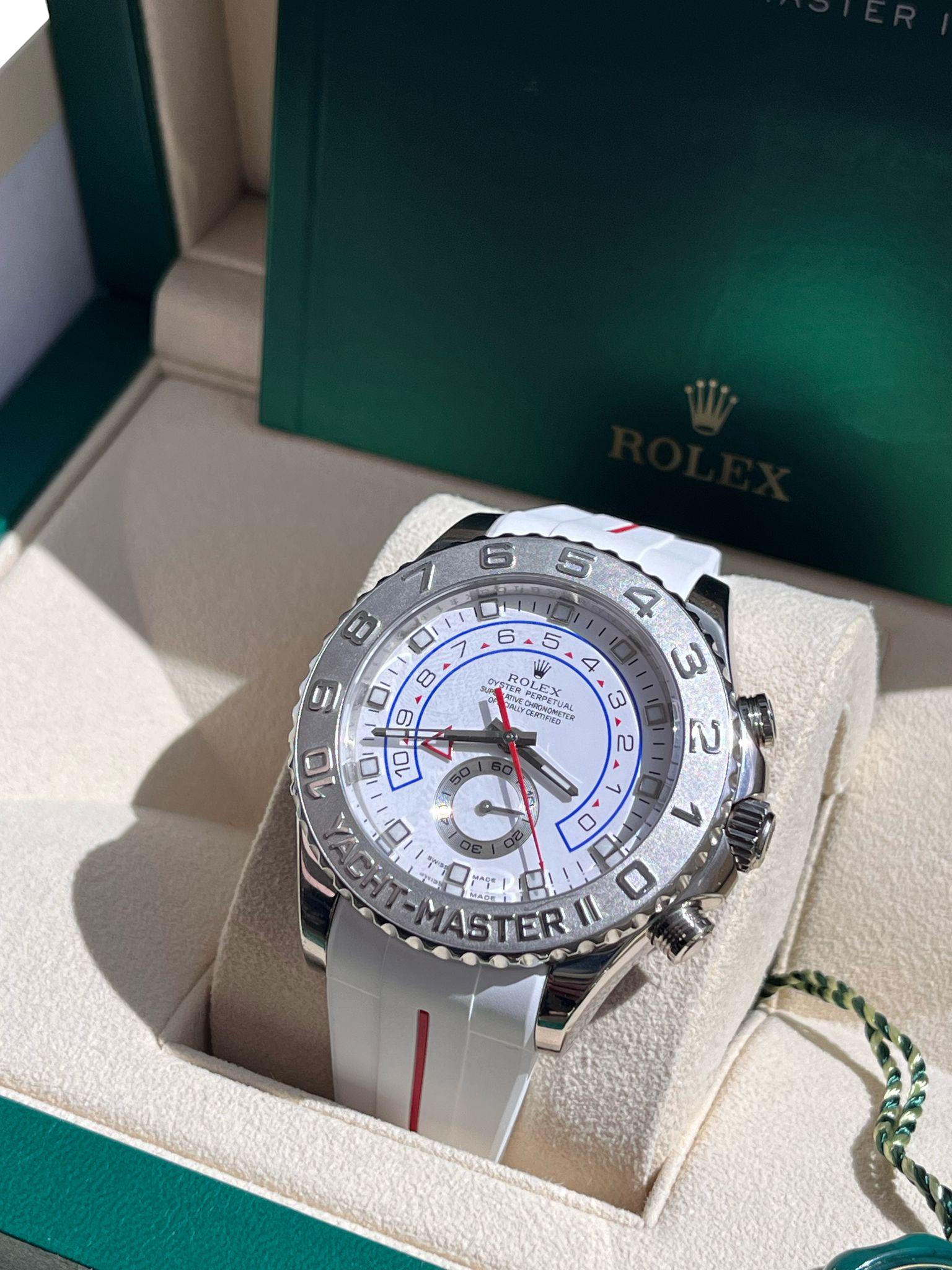 Rolex Yacht-Master II Regatta 44mm Weißgold Platin-Uhr mit Gummiriemen 116689 im Angebot 4