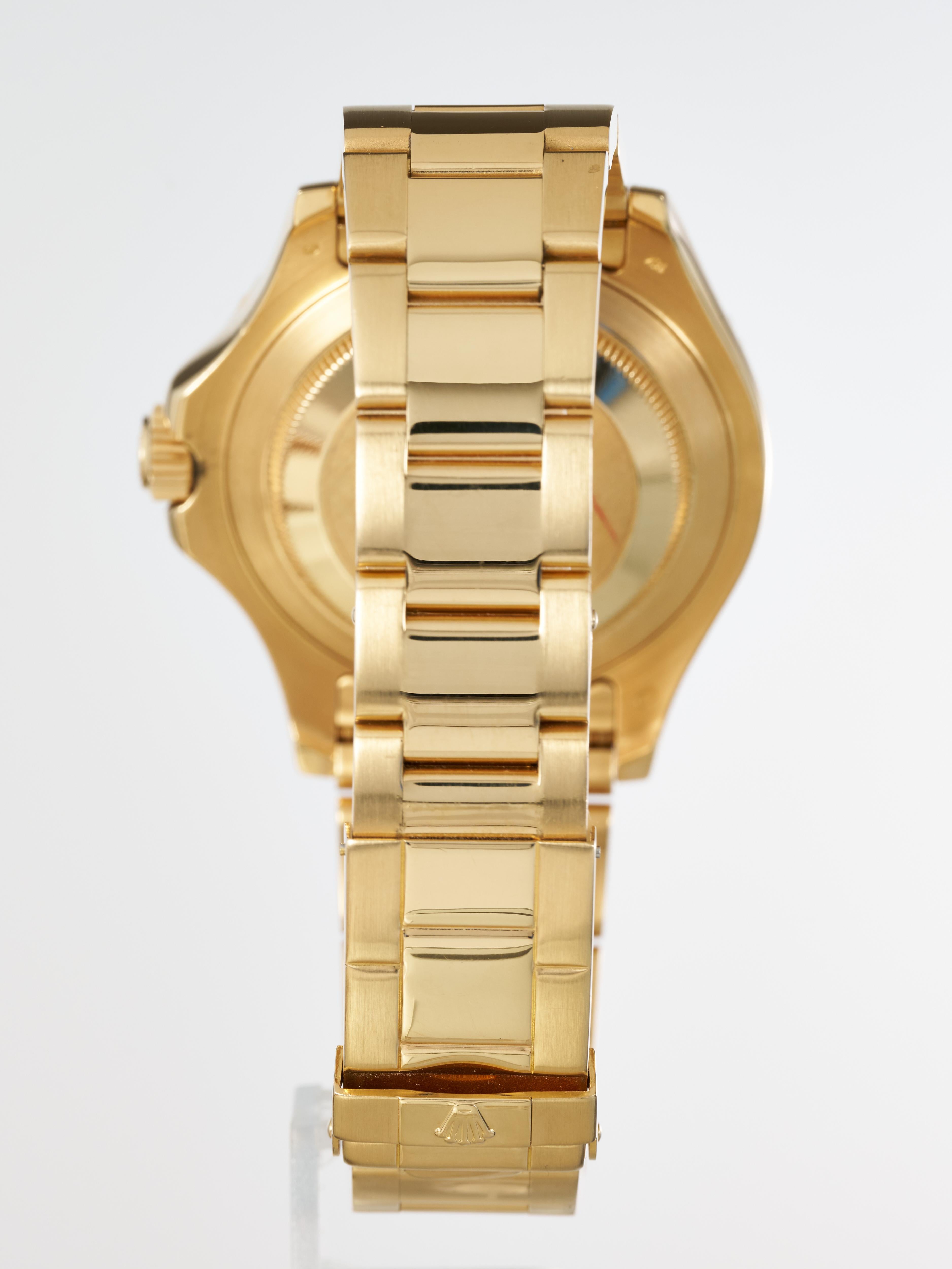 Rolex Yachtmaster 40 18K Gold Blue Sunburst Dial 2000 16628 Boxed Rolex Service In Good Condition For Sale In London, GB