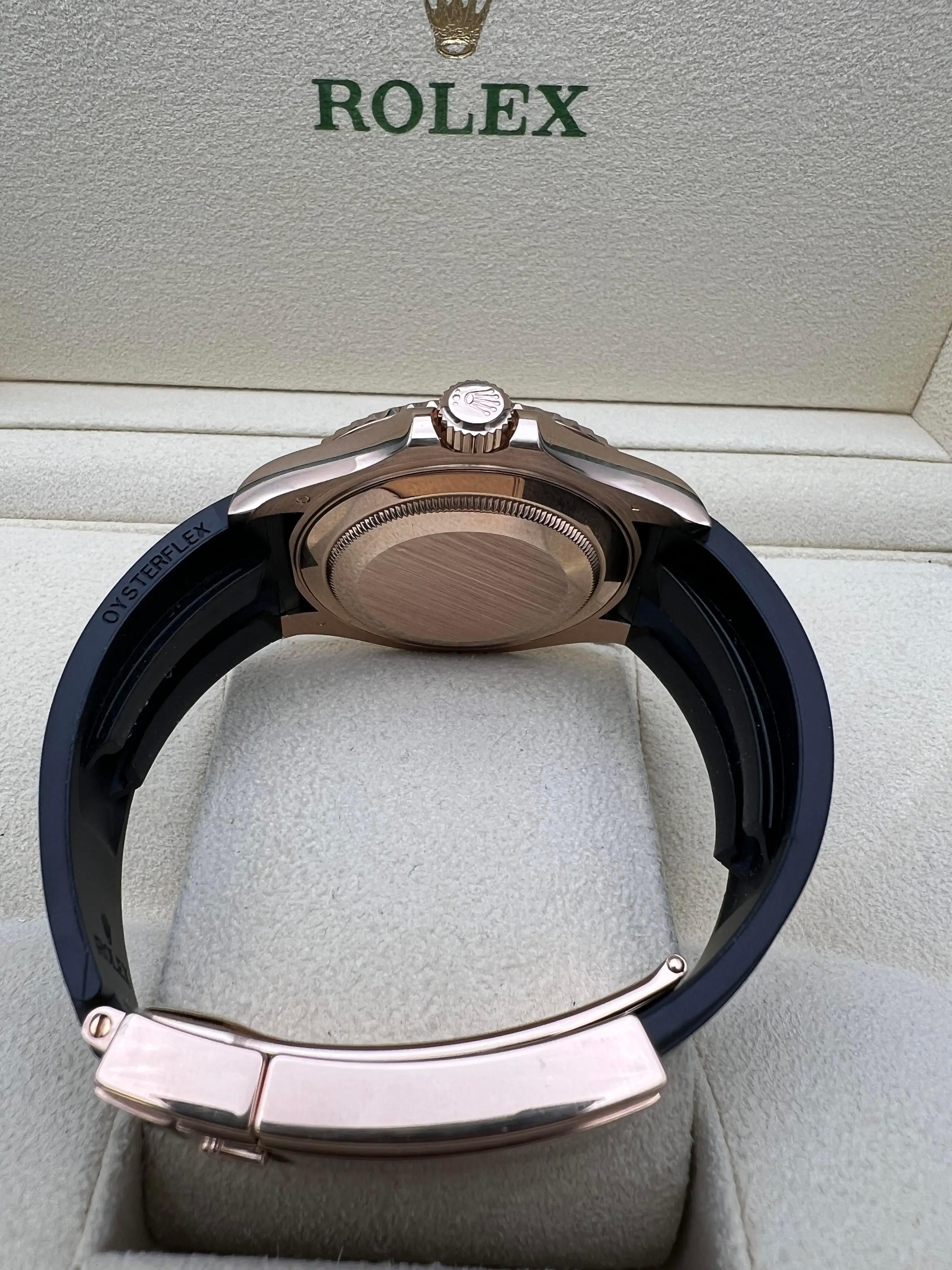 Rolex Yacht-Master 40mm 126655 18K Rose Gold Quadrante Nero Oysterflex Scatola Documenti in vendita 7