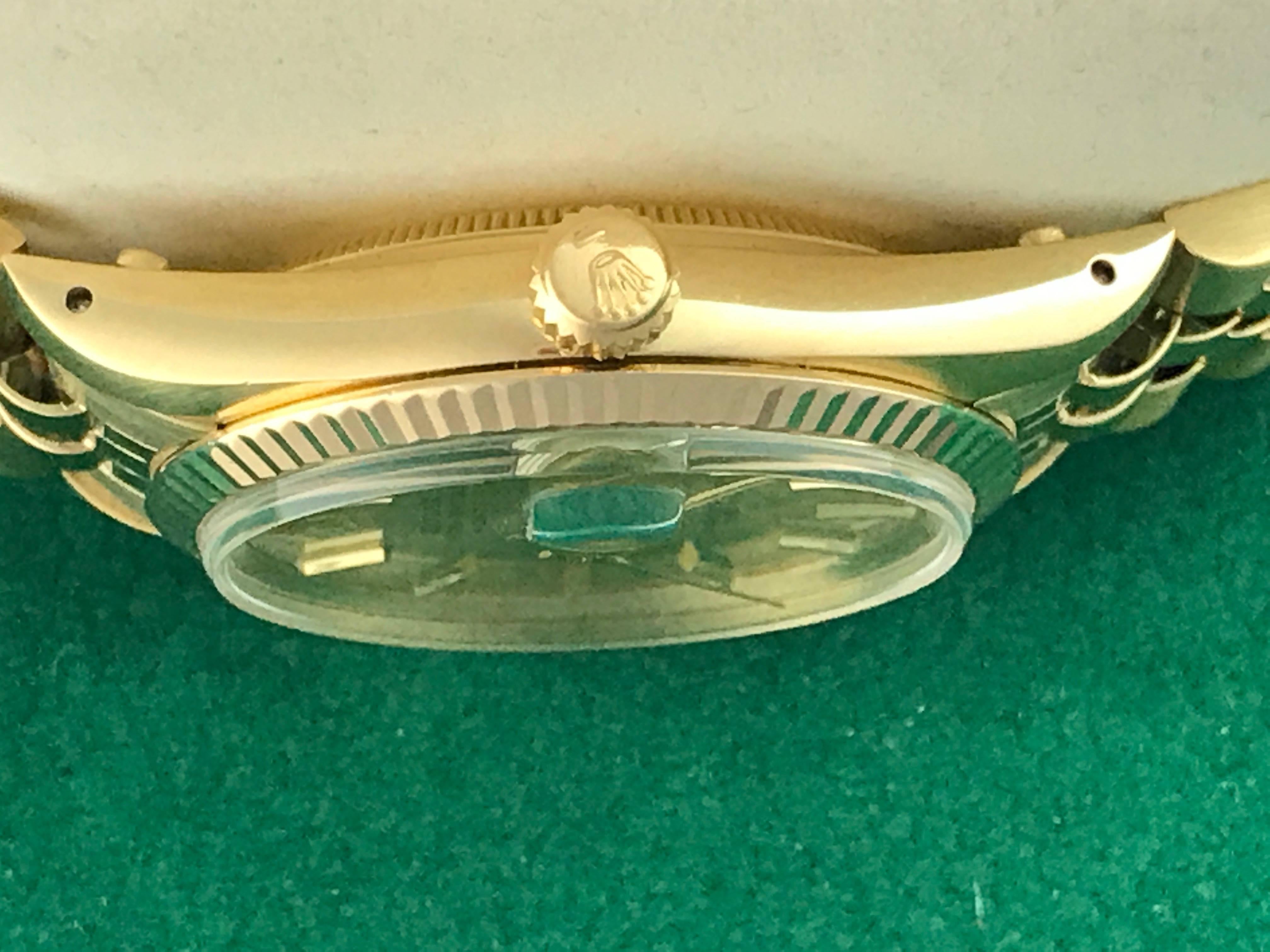 Contemporary Rolex Yellow Gold Date Jubilee Bracelet Automatic Wristwatch Ref 15037 