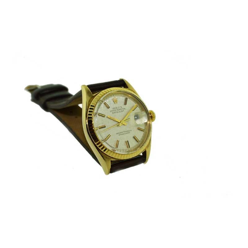 Women's or Men's Rolex Yellow Gold Linen Dial Oyster Perpetual Datejust Watch, circa 1960s