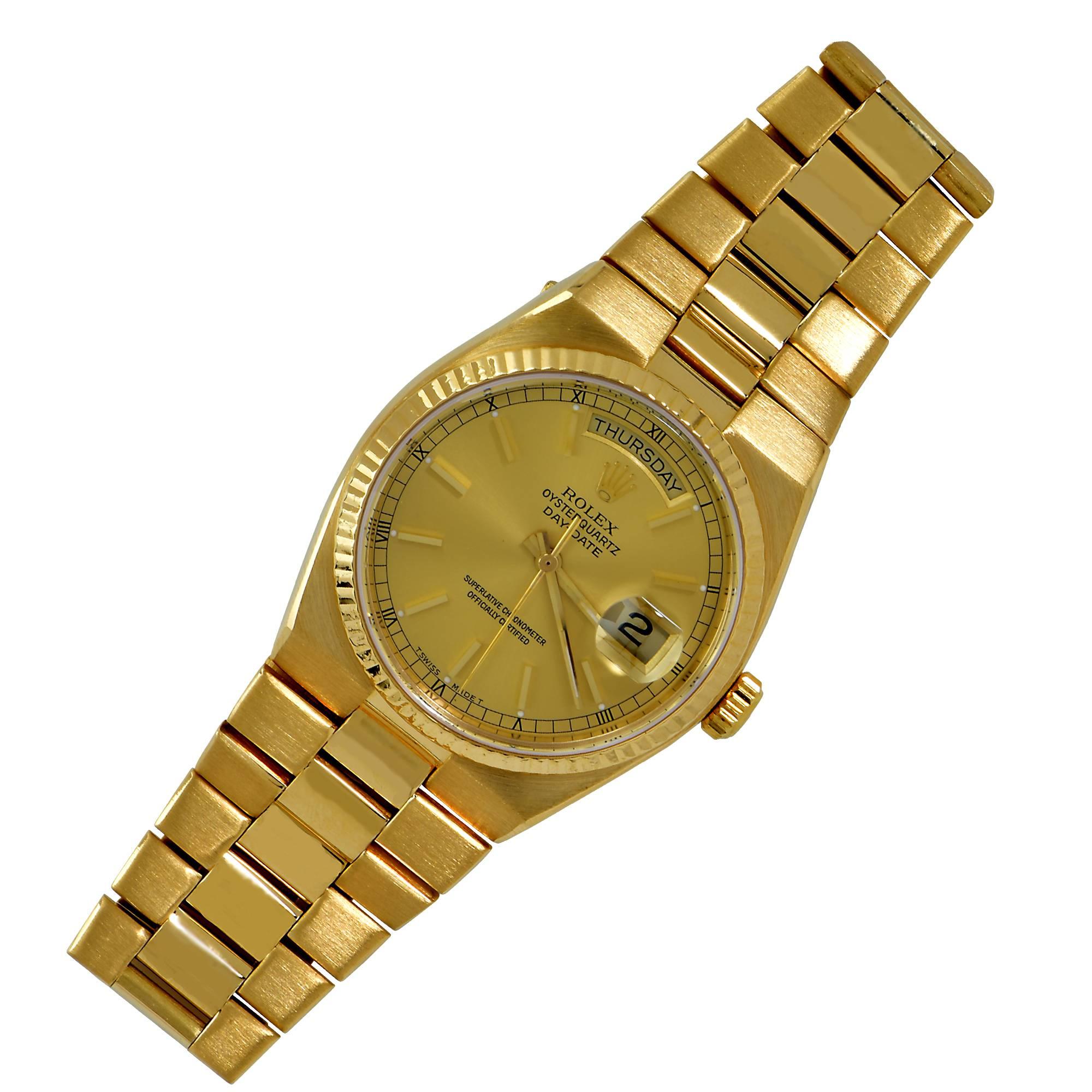 Modern Rolex Yellow Gold Oysterquartz Day-Date Quartz Wristwatch Ref 19018, circa 1979