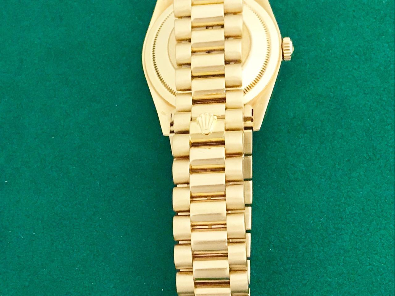 Rolex Yellow Gold President Day-Date Oyster Automatic Wristwatch Ref 18238 In New Condition In Dallas, TX