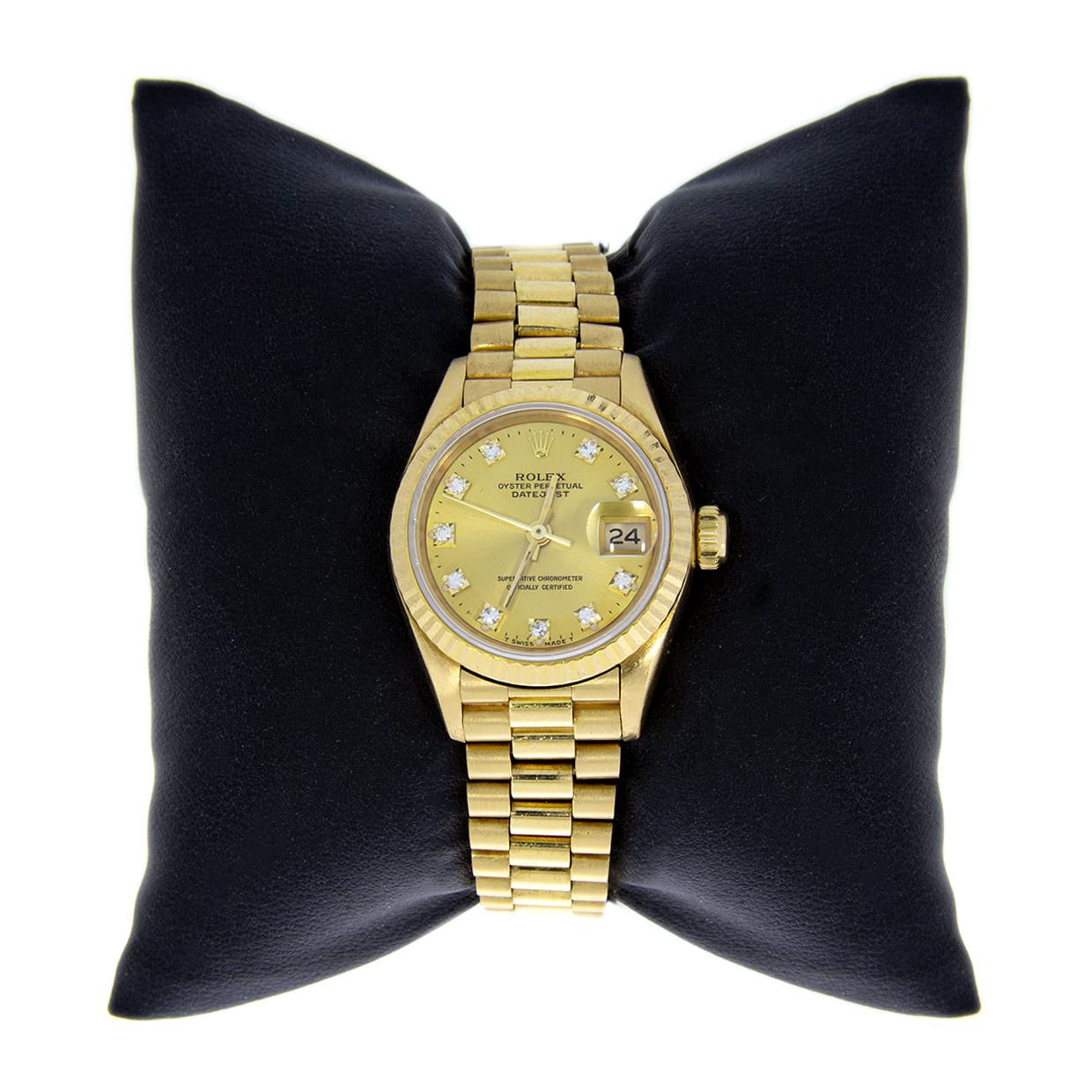 Item Details
Brand Rolex
Case Material Yellow Gold
Gender Women's
MPN 69178
Face Color Yellow
Band Type Bracelet
Case Size 26 mm
Style Dress
Dial Champagne Diamond
Approximate Year 1989

Pioneers of the wristwatch since 1905, Rolex is at the origin