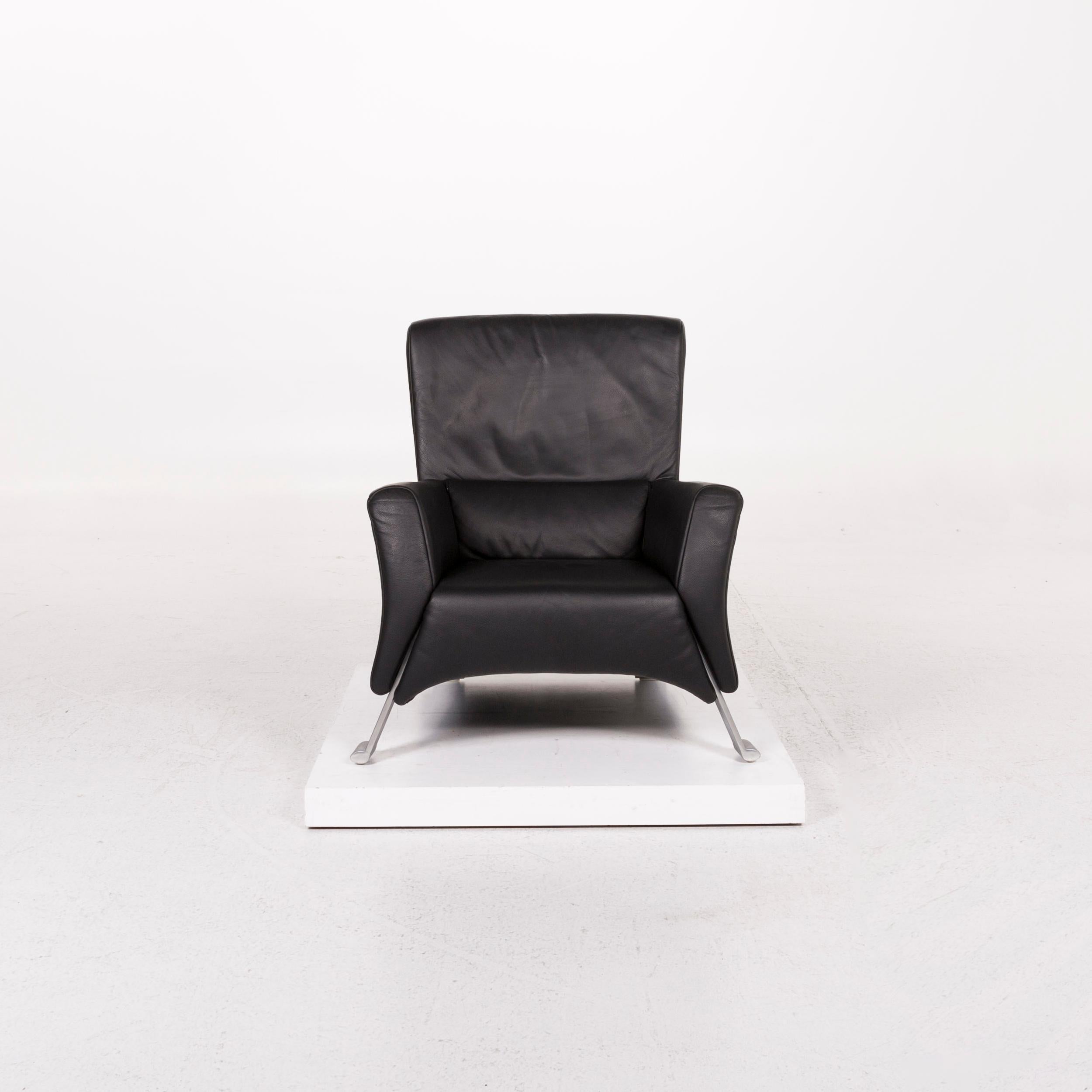 We bring to you a Rolf Benz 322 black armchair leather.
    
 

 Product measurements in centimeters:
 

Depth 90
Width 88
Height 92
Seat-height 40
Rest-height 57
Seat-depth 48
Seat-width 46
Back-height 65.