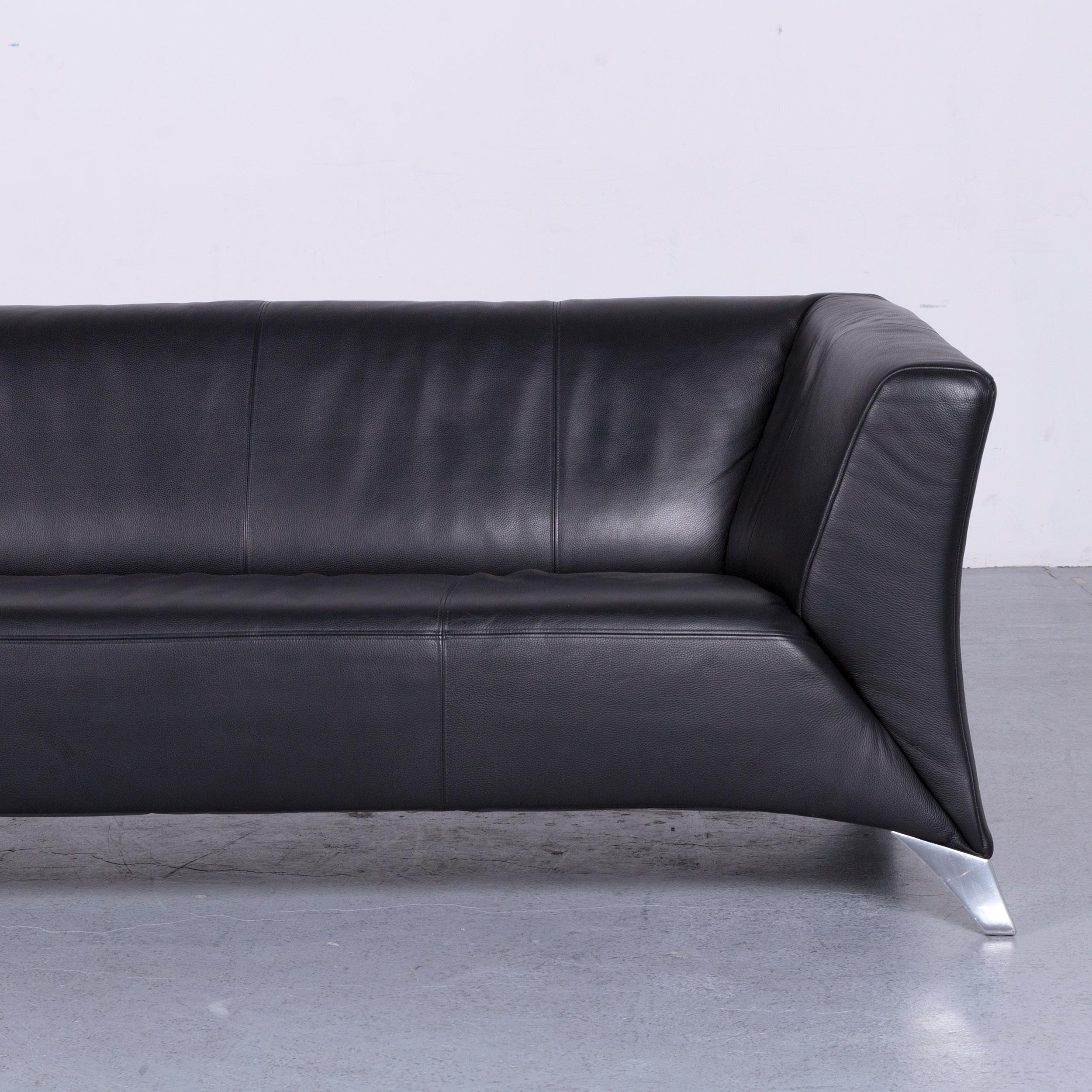 Rolf Benz 322 Designer Sofa Black Two-Seat Leather Modern Couch In Good Condition For Sale In Cologne, DE