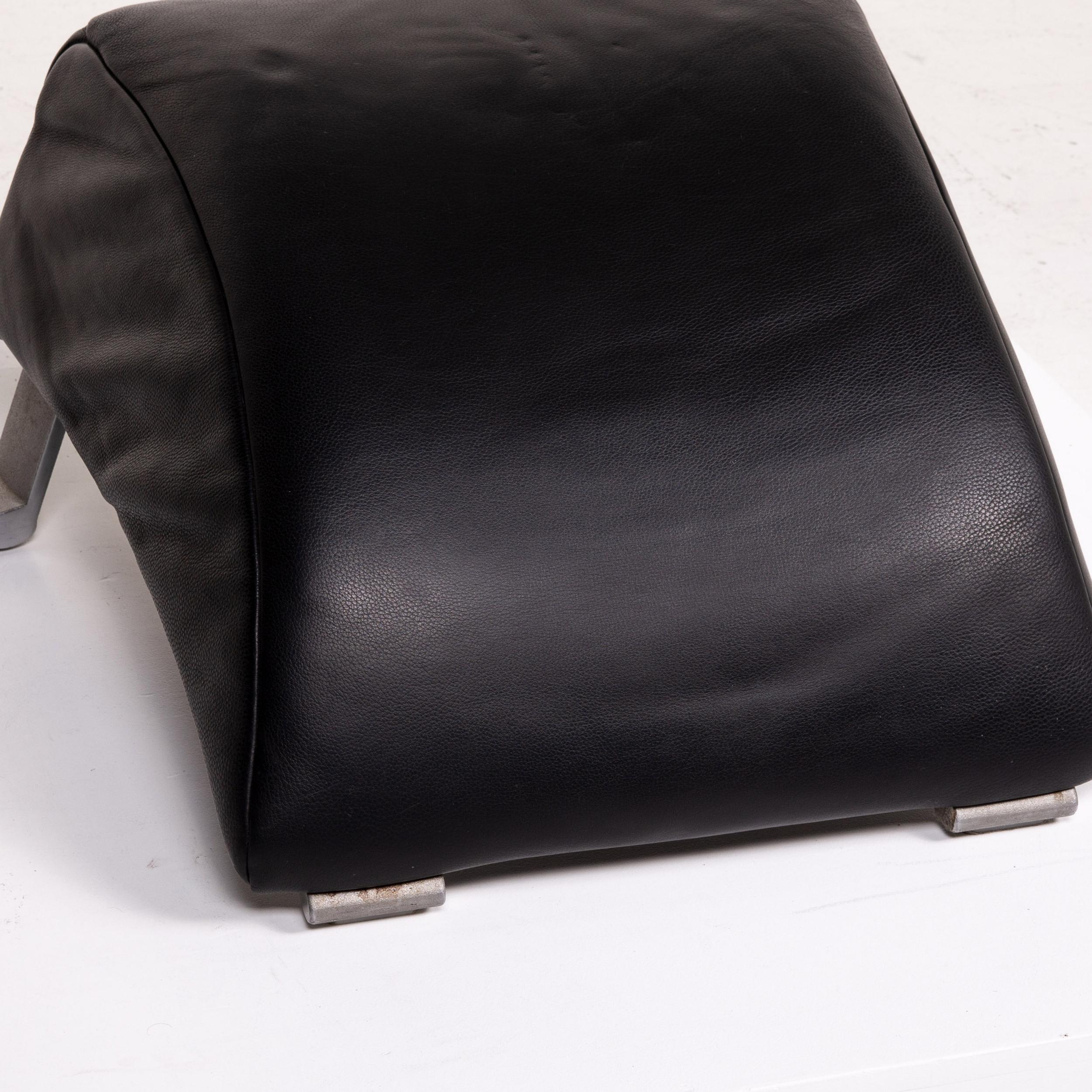 Rolf Benz 322 Leather Armchair Set Black 1 Armchair 1 Stool In Good Condition For Sale In Cologne, DE