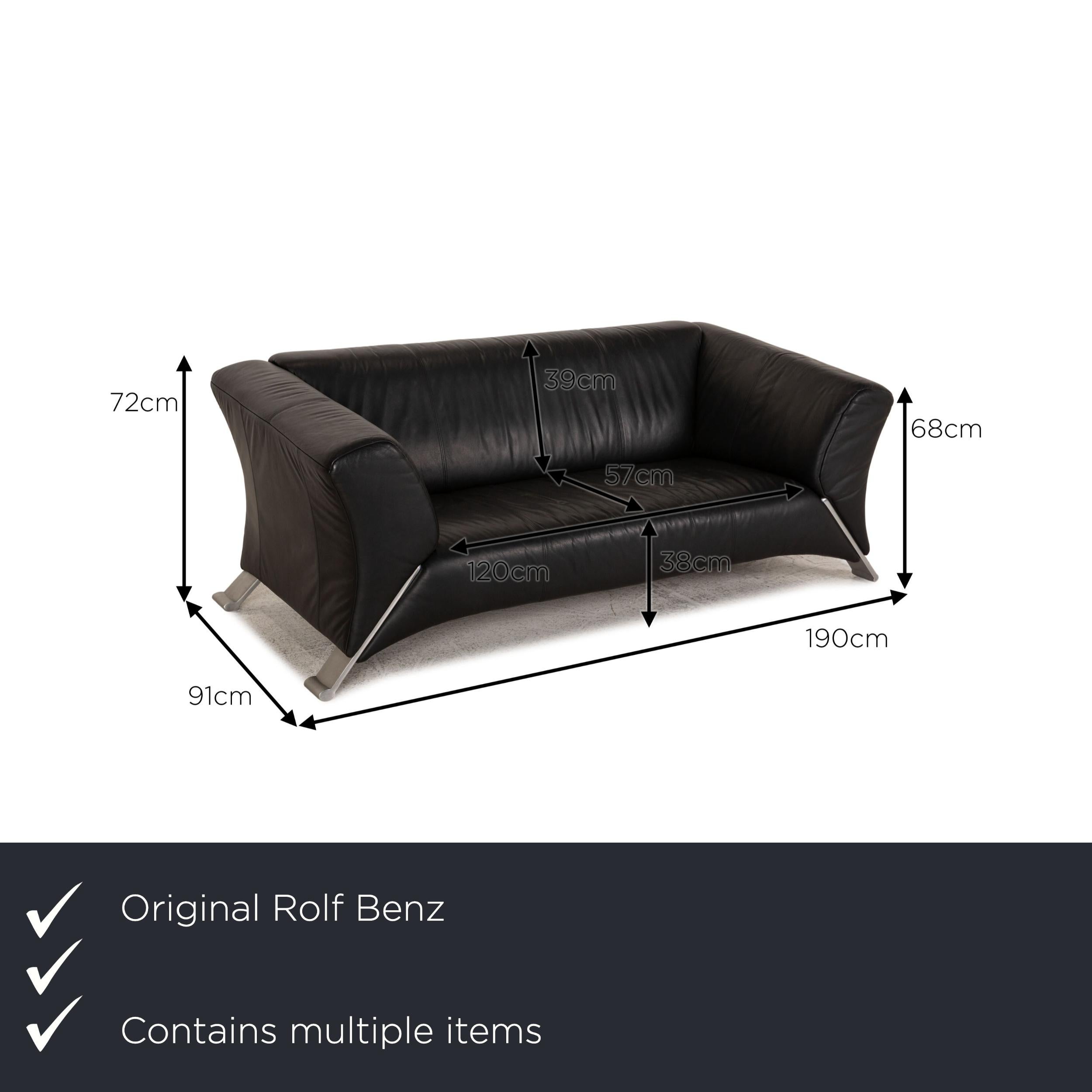 We present to you a Rolf Benz 322 leather sofa black 2x three-seater couch.

Product measurements in centimeters:

depth: 91
width: 190
height: 72
seat height: 38
rest height: 68
seat depth: 57
seat width: 120
back height: 39.

 