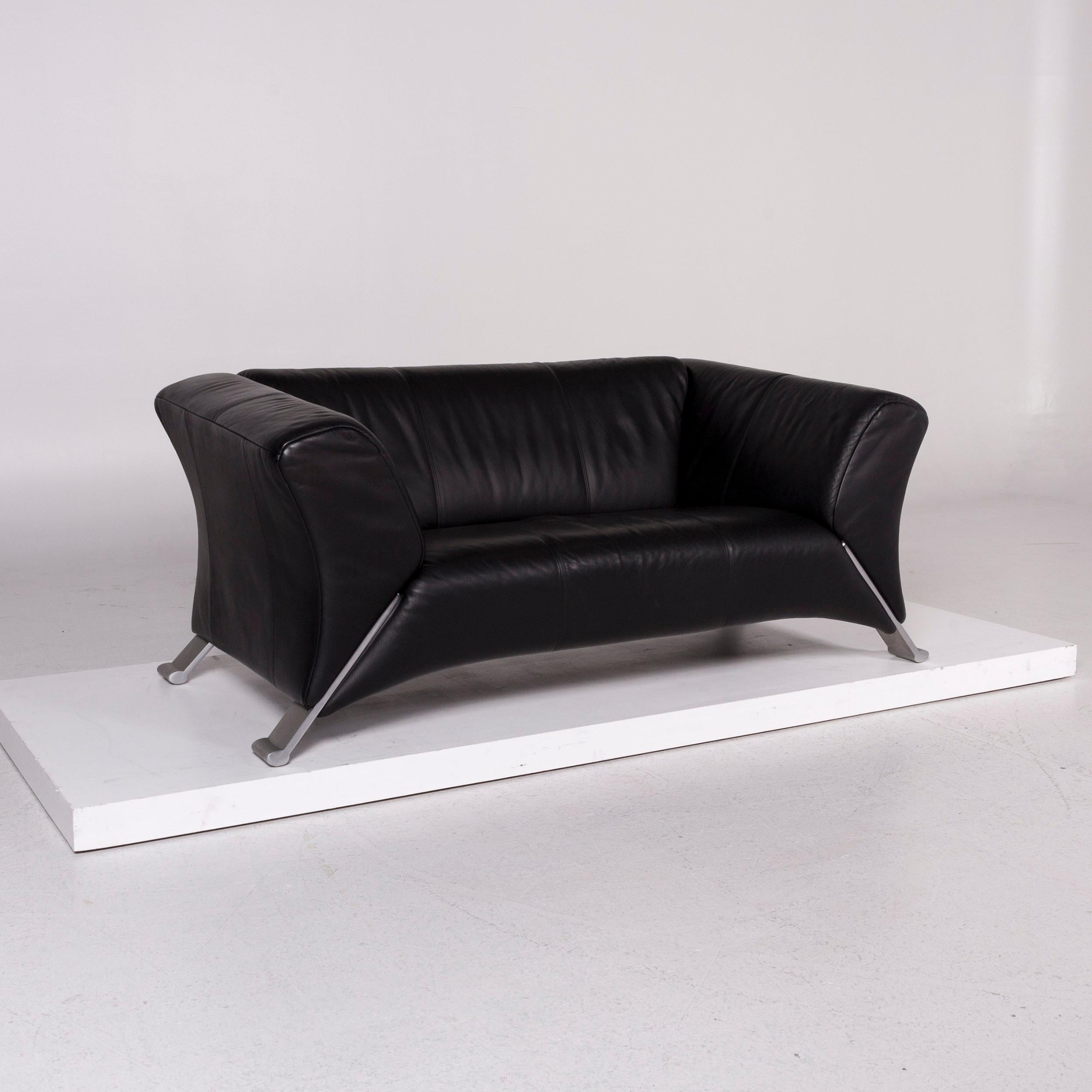 We bring to you a Rolf Benz 322 leather sofa black two-seat couch.

 Product measurements in centimeters:
 

 Depth 88
Width 168
Height 71
Seat-height 38
Rest-height 71
Seat-depth 60
Seat-width 100
Back-height 34.

   